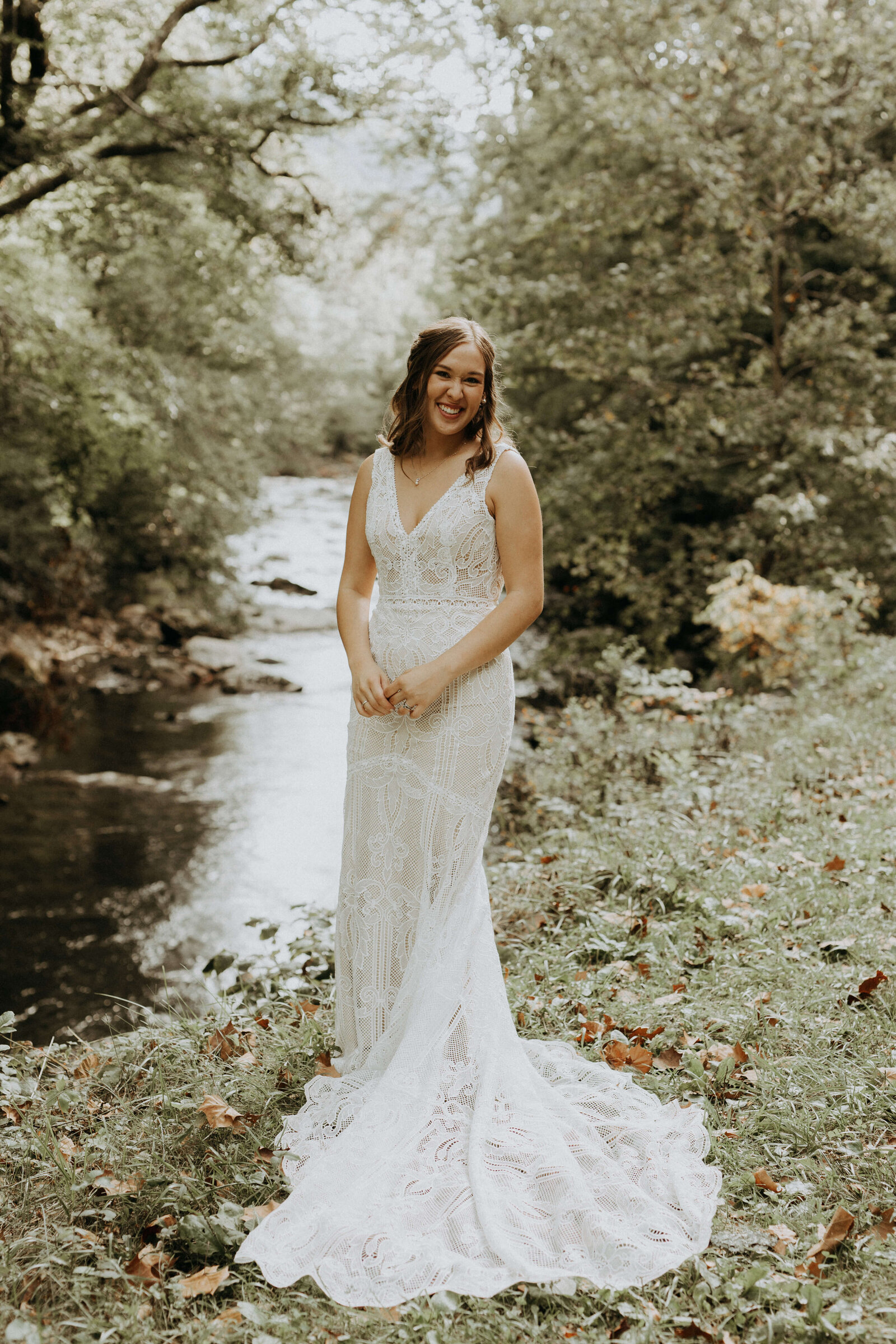 bridal portraits by river