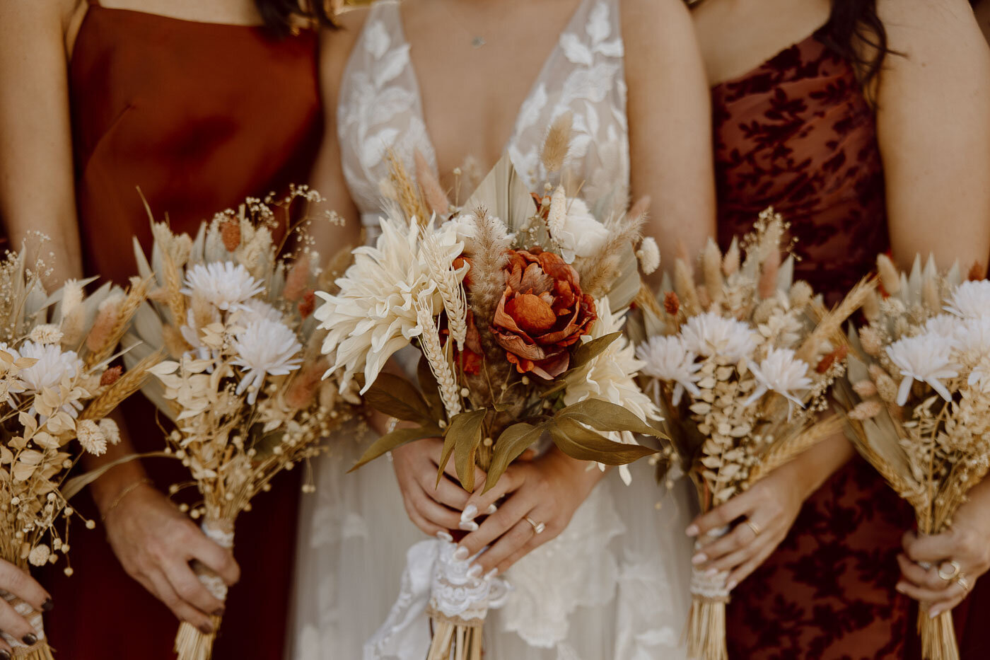 Bridesmaids Bohemian Bouquets at Valley Road Vineyards, Karlie Whitt Photography