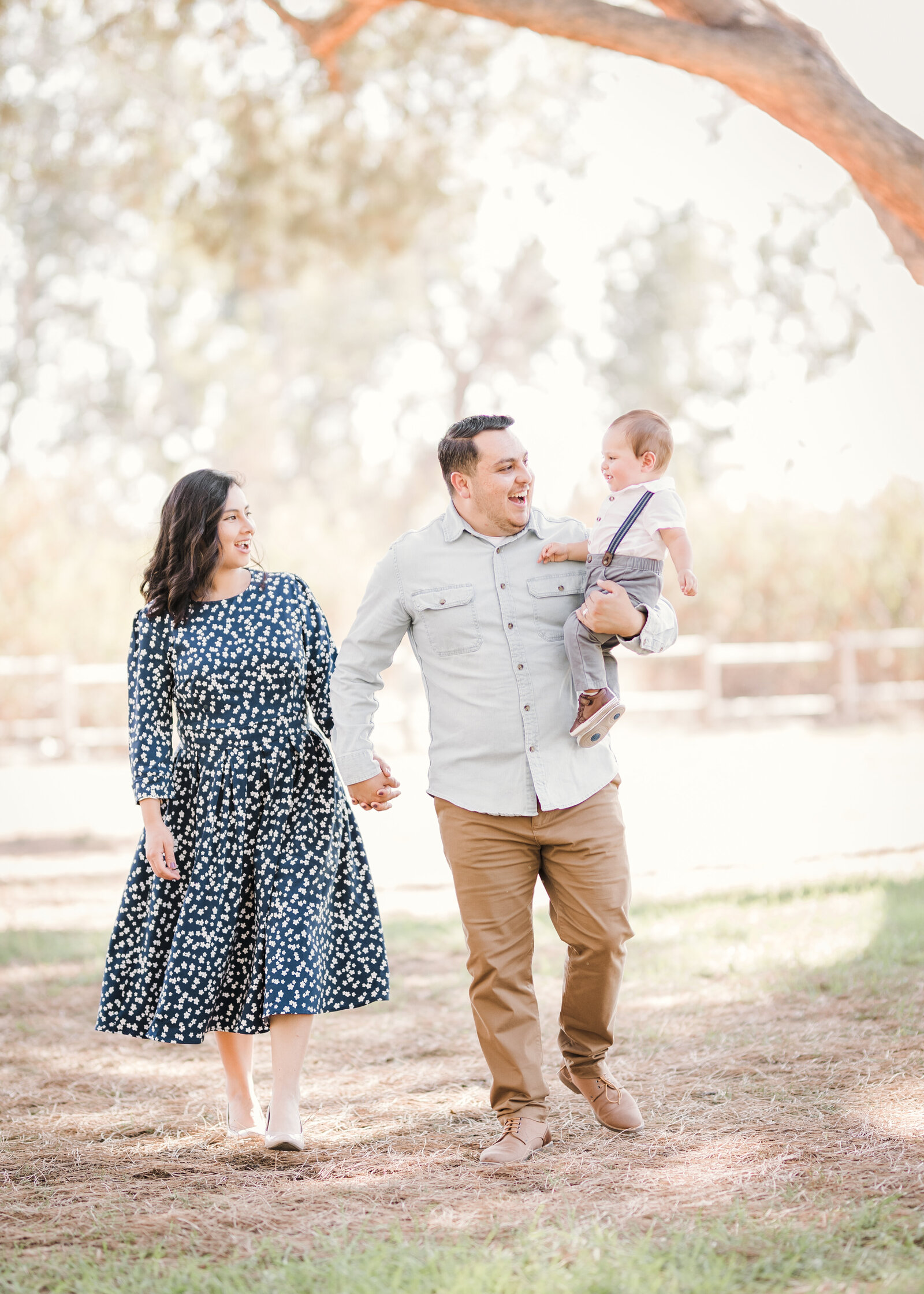 Family Portraits-12