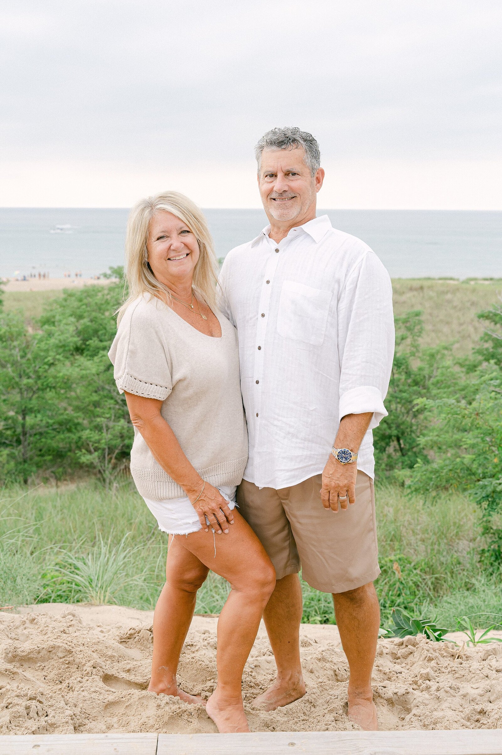 New-Buffalo-Beach_Extended-Family-Photography_Katie-Whitcomb_Miller_0004