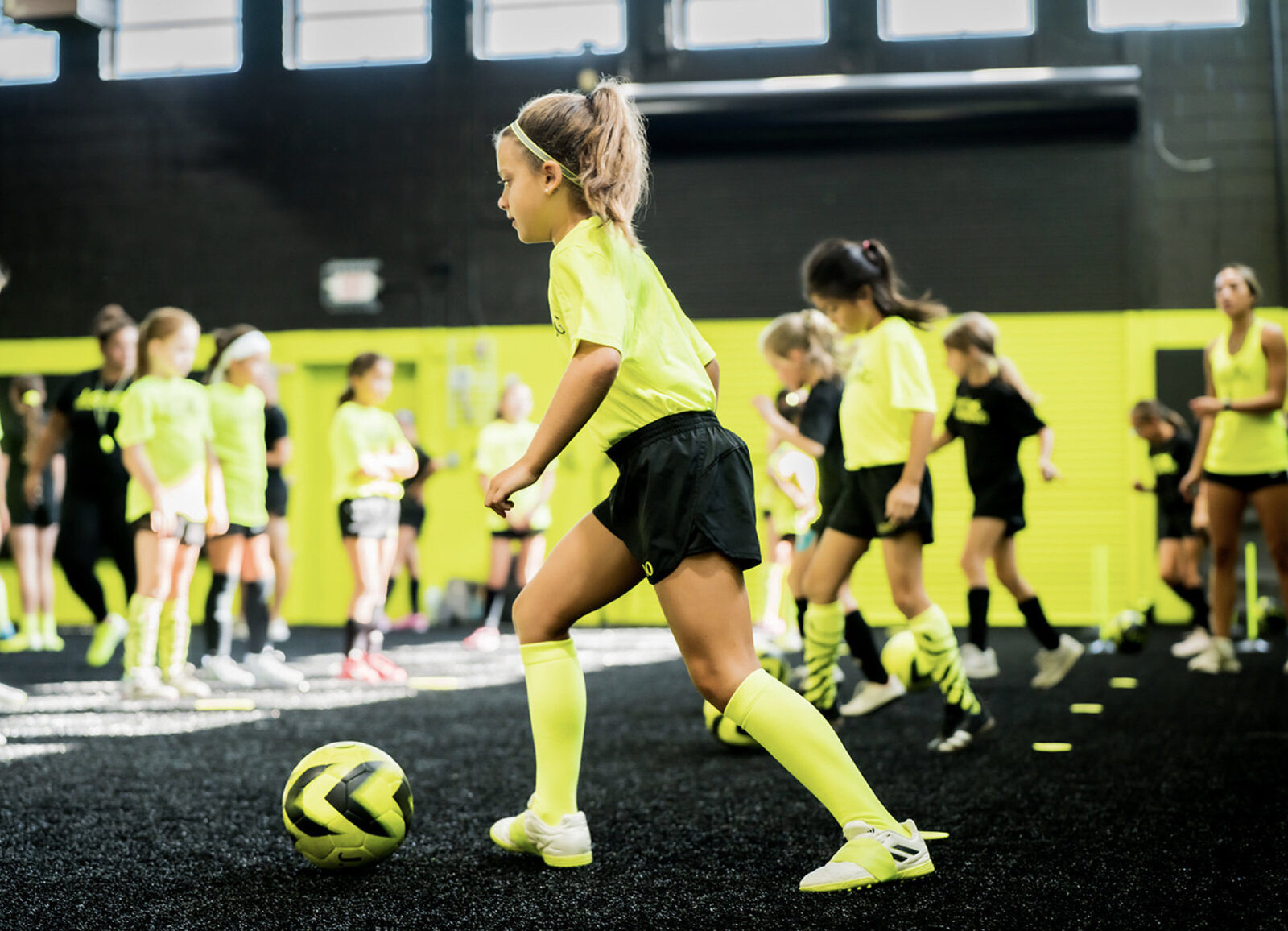 Neon Energy Sports Oakland New Jersey Indoor Sports Training Facility-09