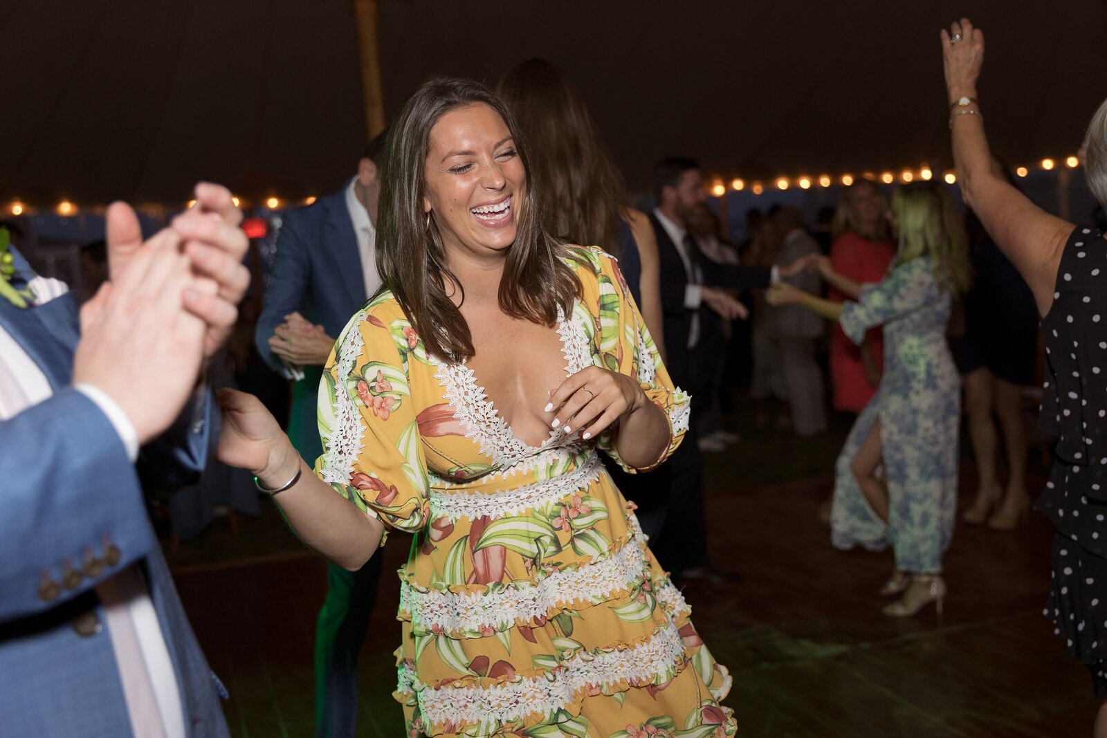 tented_south_dartmouth_wedding_00123
