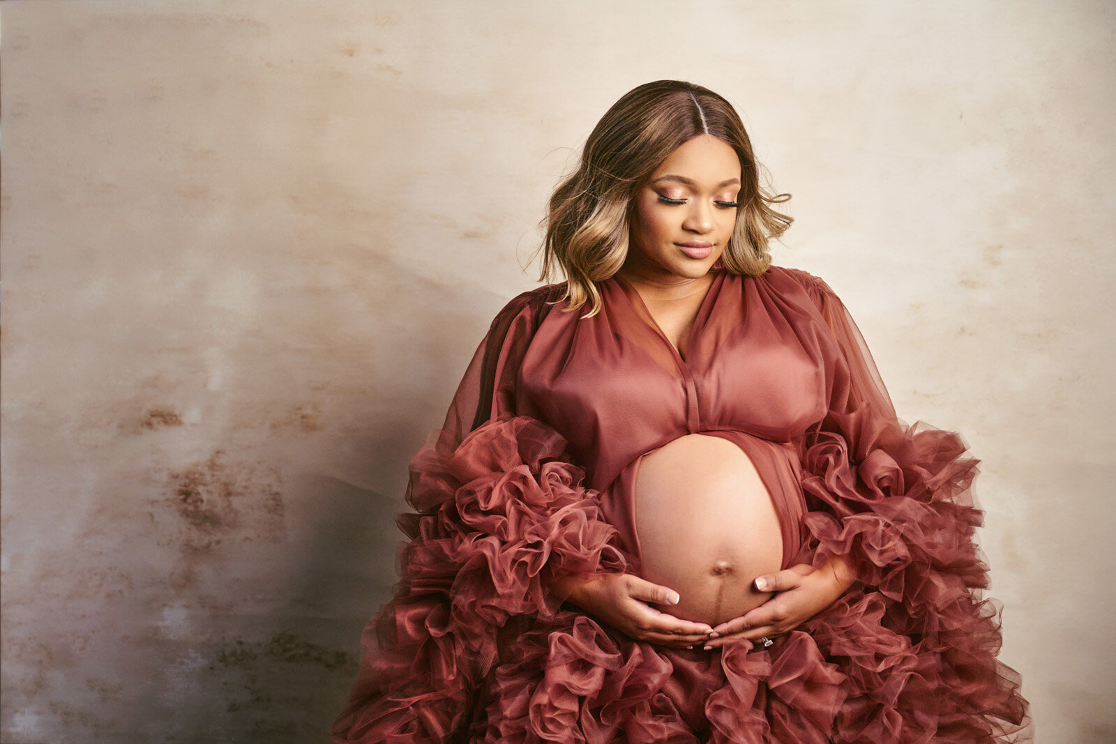 Fine Art Maternity Portrait of Expecting Mother in Elegant Dress, Minneapolis-11