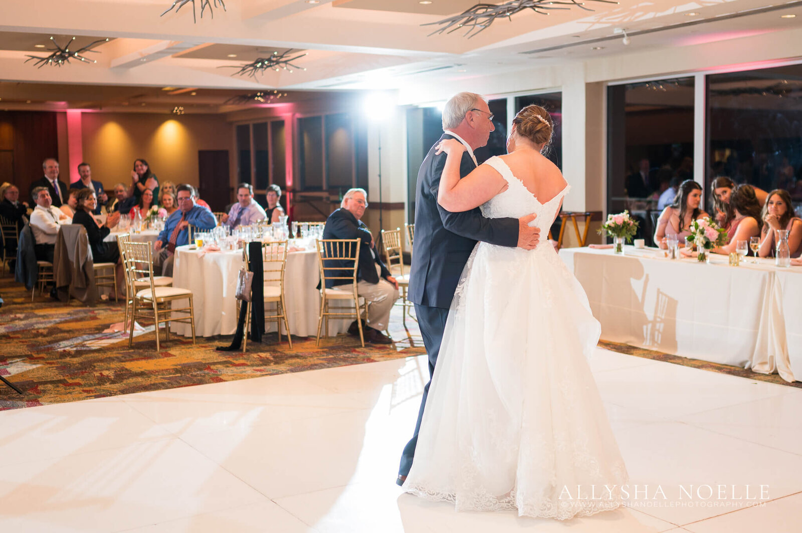 Wedding-at-River-Club-of-Mequon-885