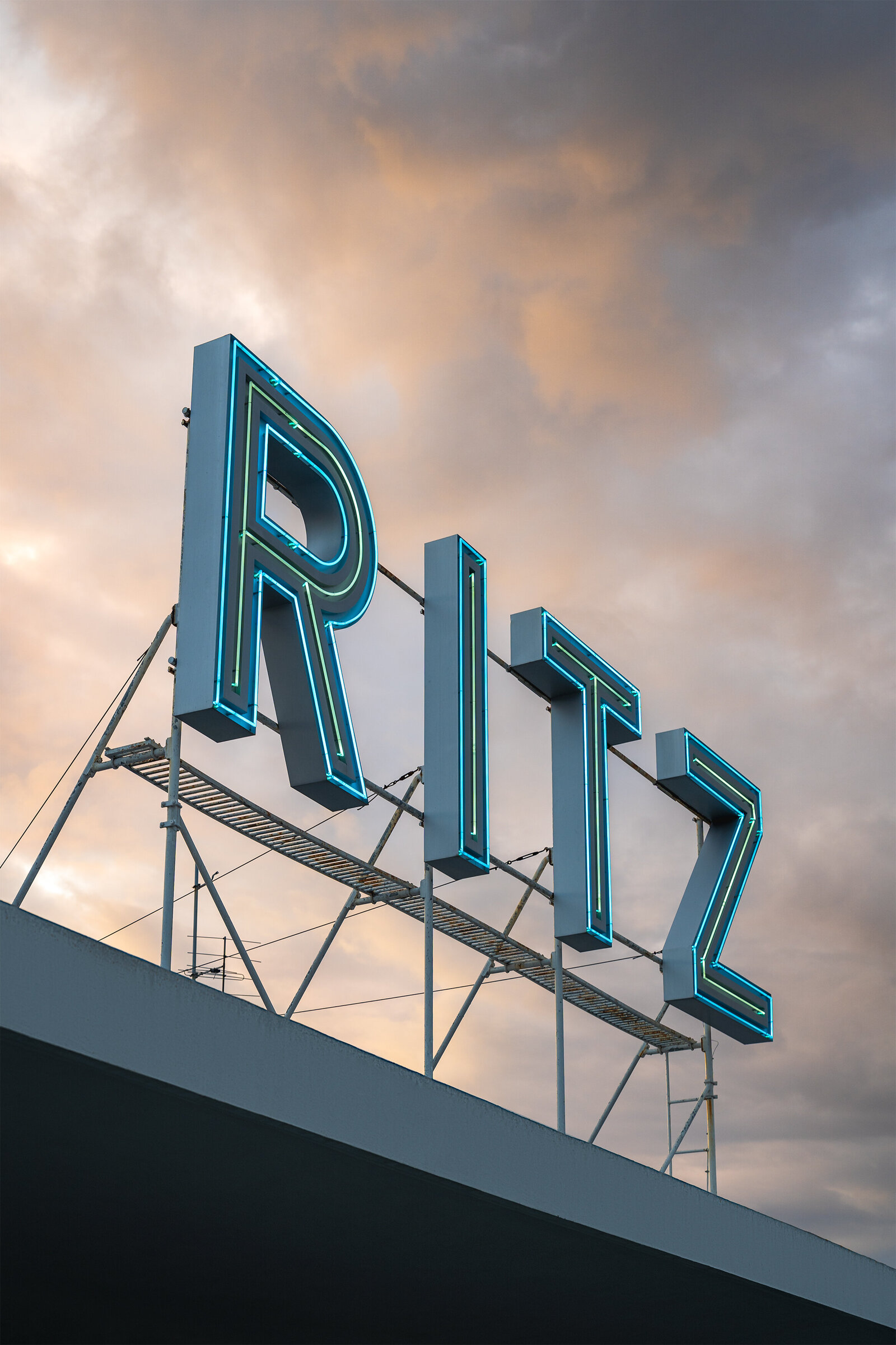 Four Seasons Ritz Lisbon Luxury Hospitality Erin Donahue Photography Travel Photographer niredonahue (6)