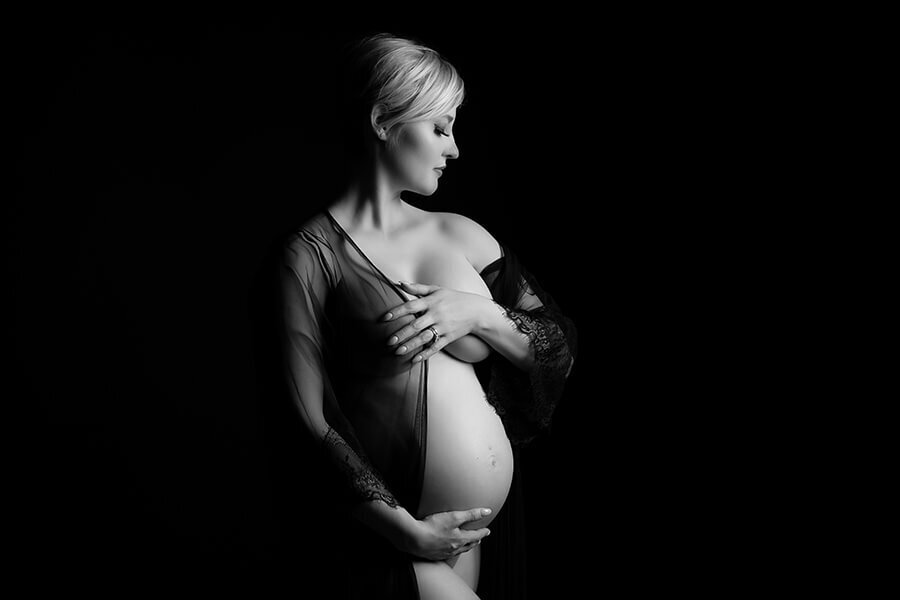 moody maternity boudoir