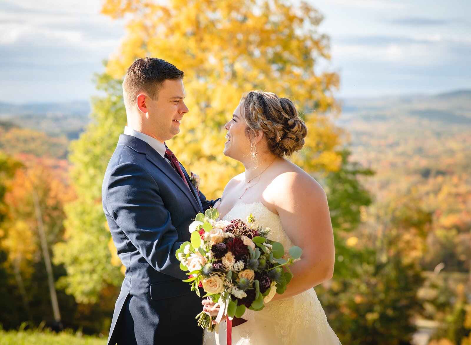 elopement couple in the Berkshires mountains