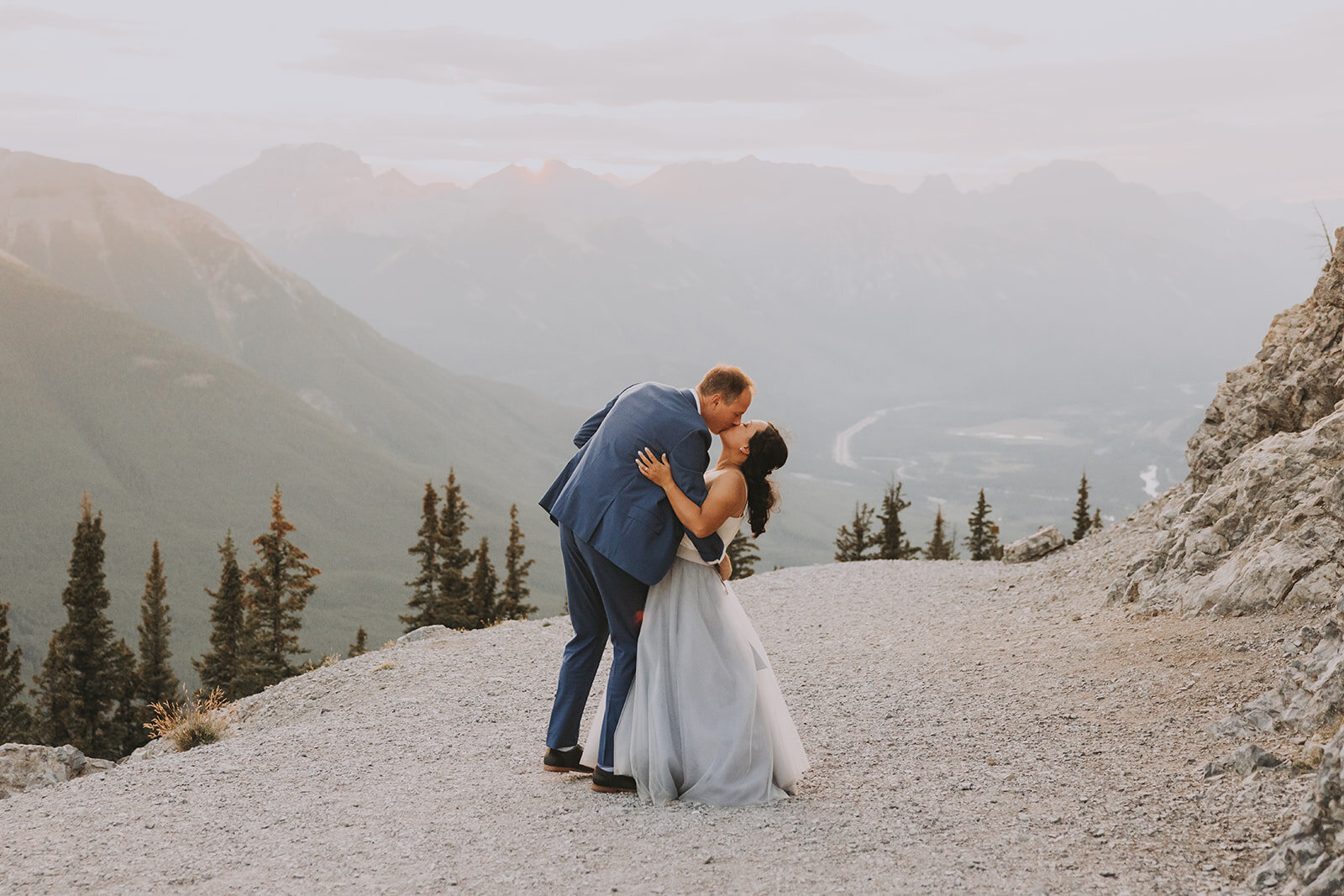 TIFFANY_ABE_BANFF_GONDOLA_WEDDING_PHOTOGRAPHER_RMPCO.-1807_websize