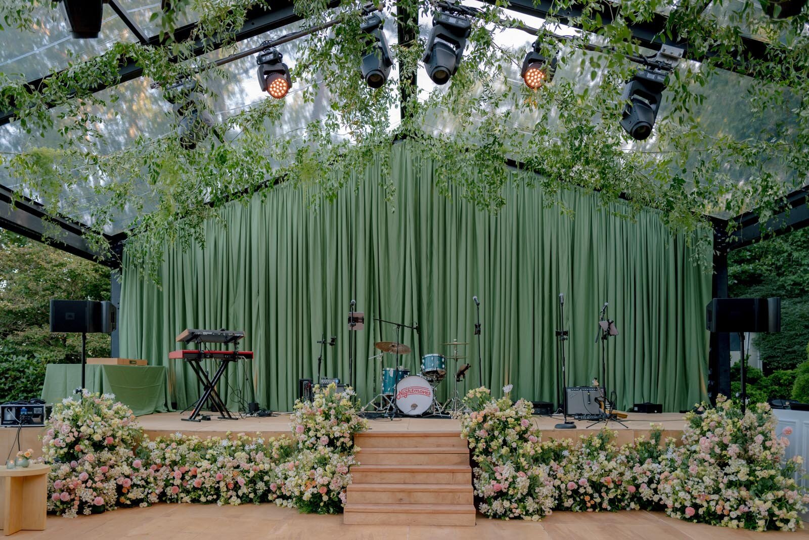 Private Estate and Tented Wedding Planner in New England35