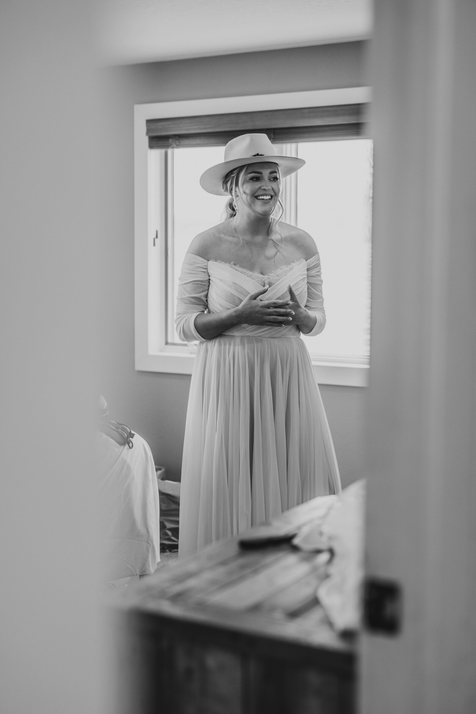 bride getting ready inspiration photo