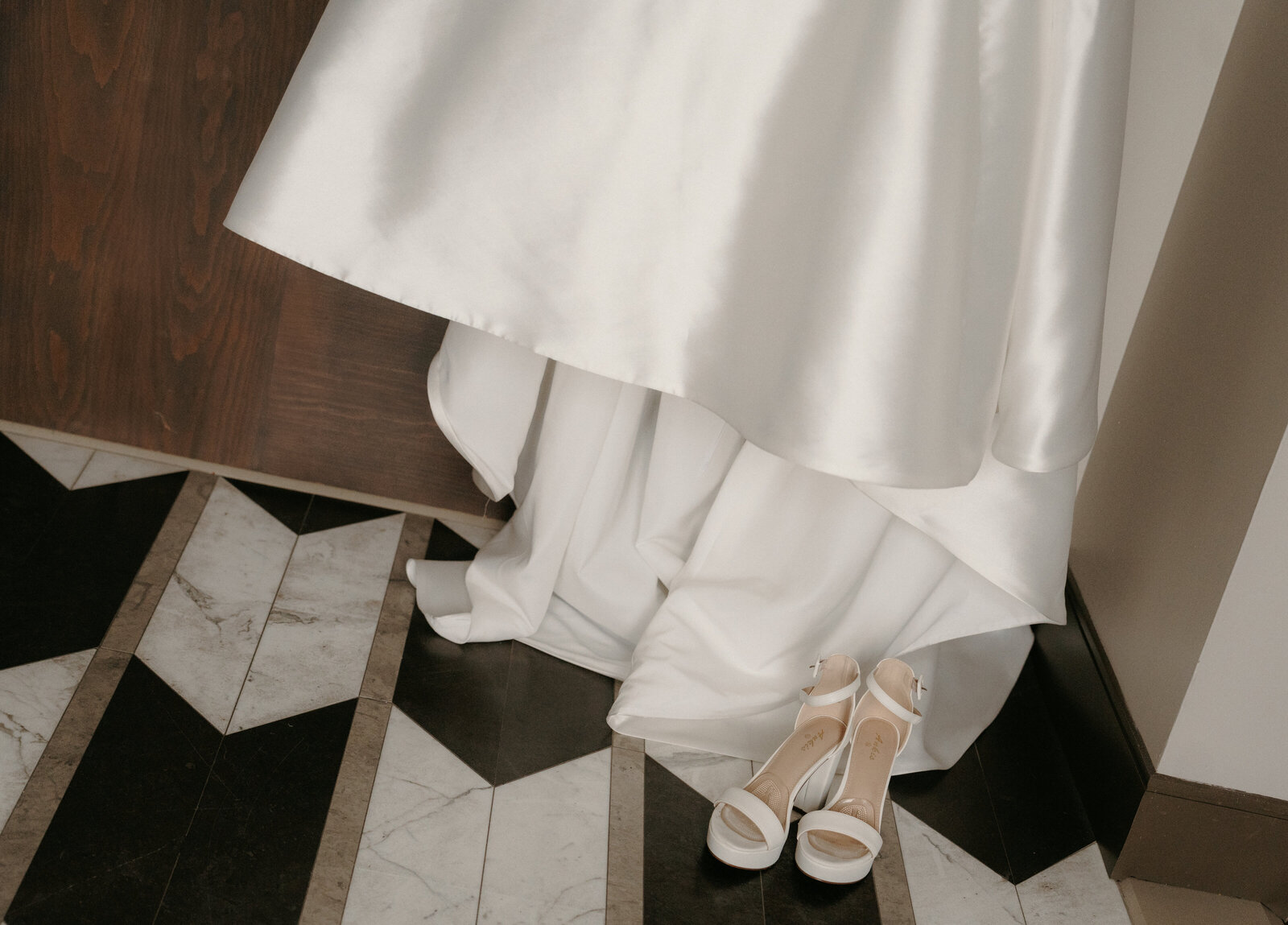 _Claire + Kyle Wedding College Station Texas_Courtney LaSalle Photography__-18