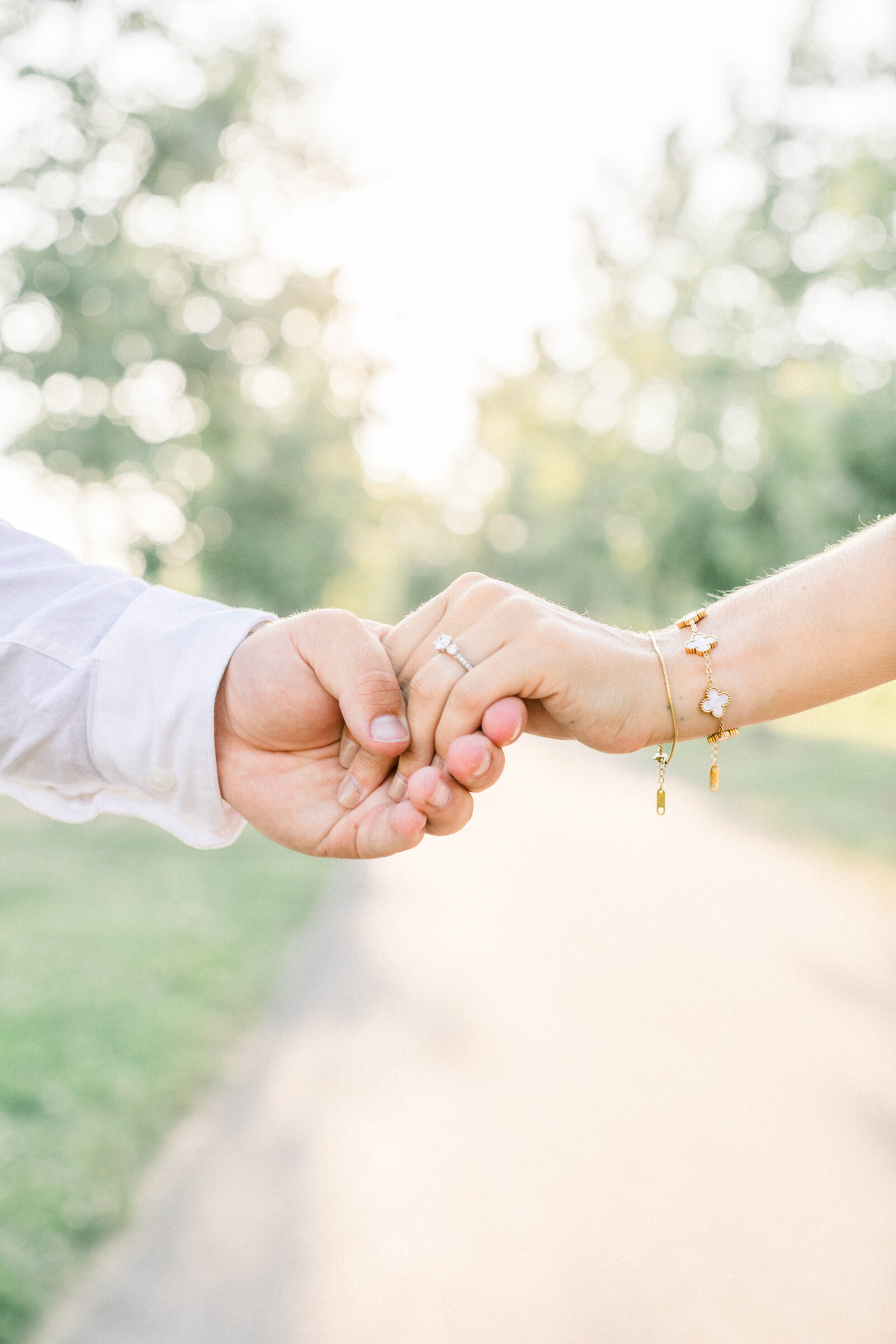 engagement photos in the park