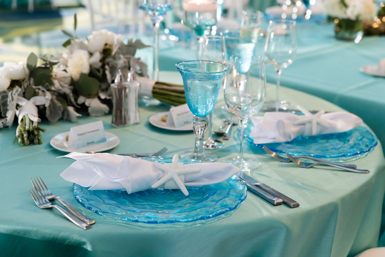 Dreamday-Destinations-blue-white-wedding-reception-Verola Studio LLC0654