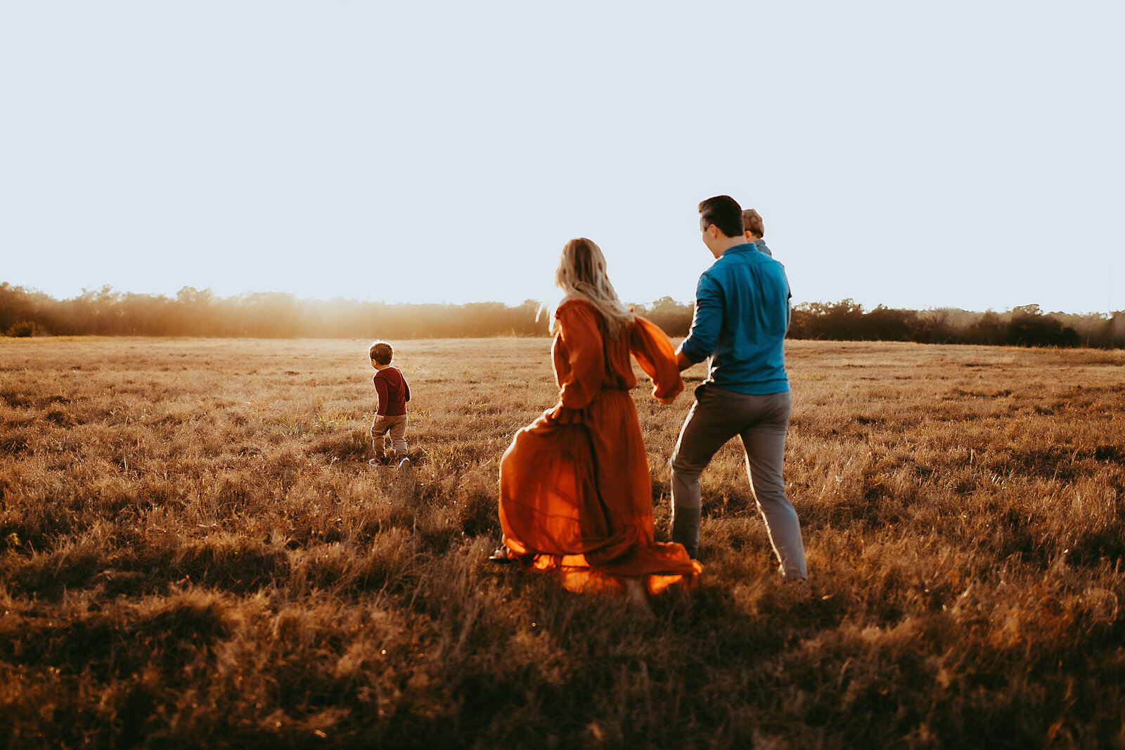 field-lng-dress-blue-family