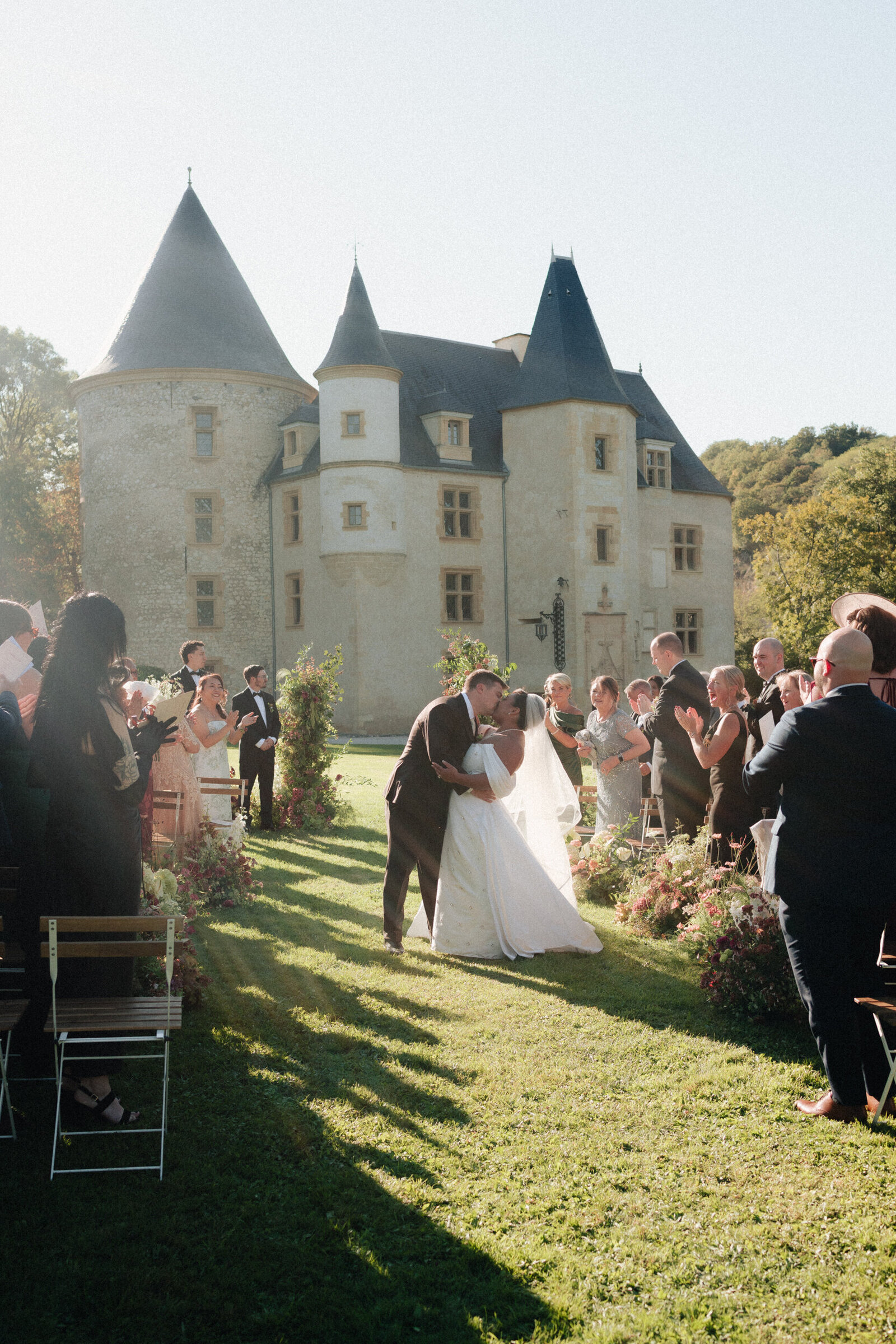 Dday-Chateau-StMartory-Camila-Garcia-destination-wedding-photographer.jpg-15