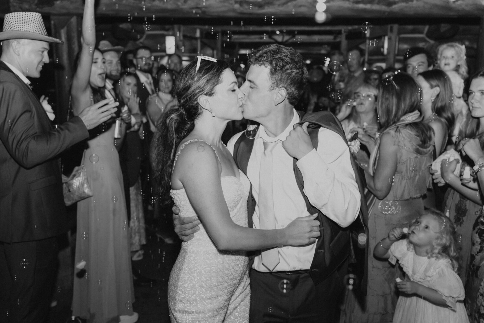 Caitlin-Grace-Aspen-Wedding-Photographer-Destination-Wedding-Photographer-Maui-Photos--Wedding-129