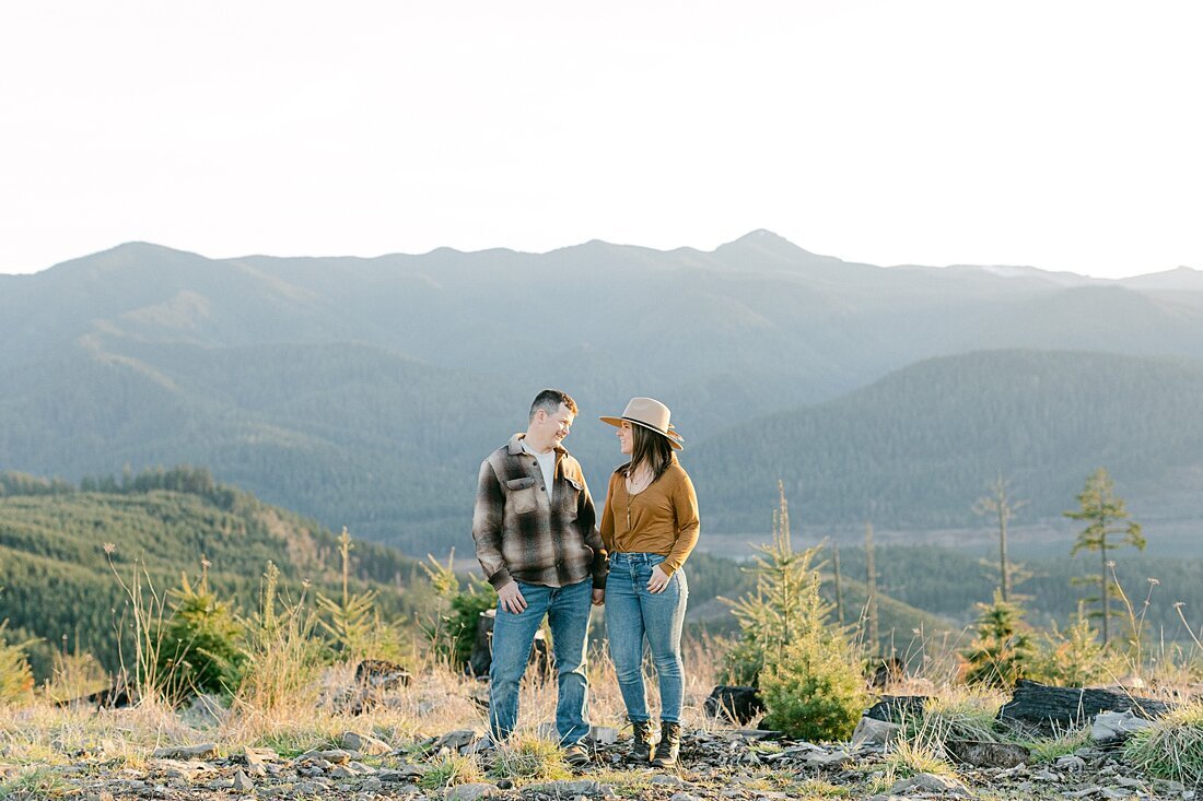 Mountain-top-family-photo-session-1660