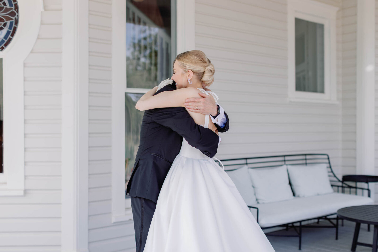 father-of-the-bride-and-bride-first-look-texas-2