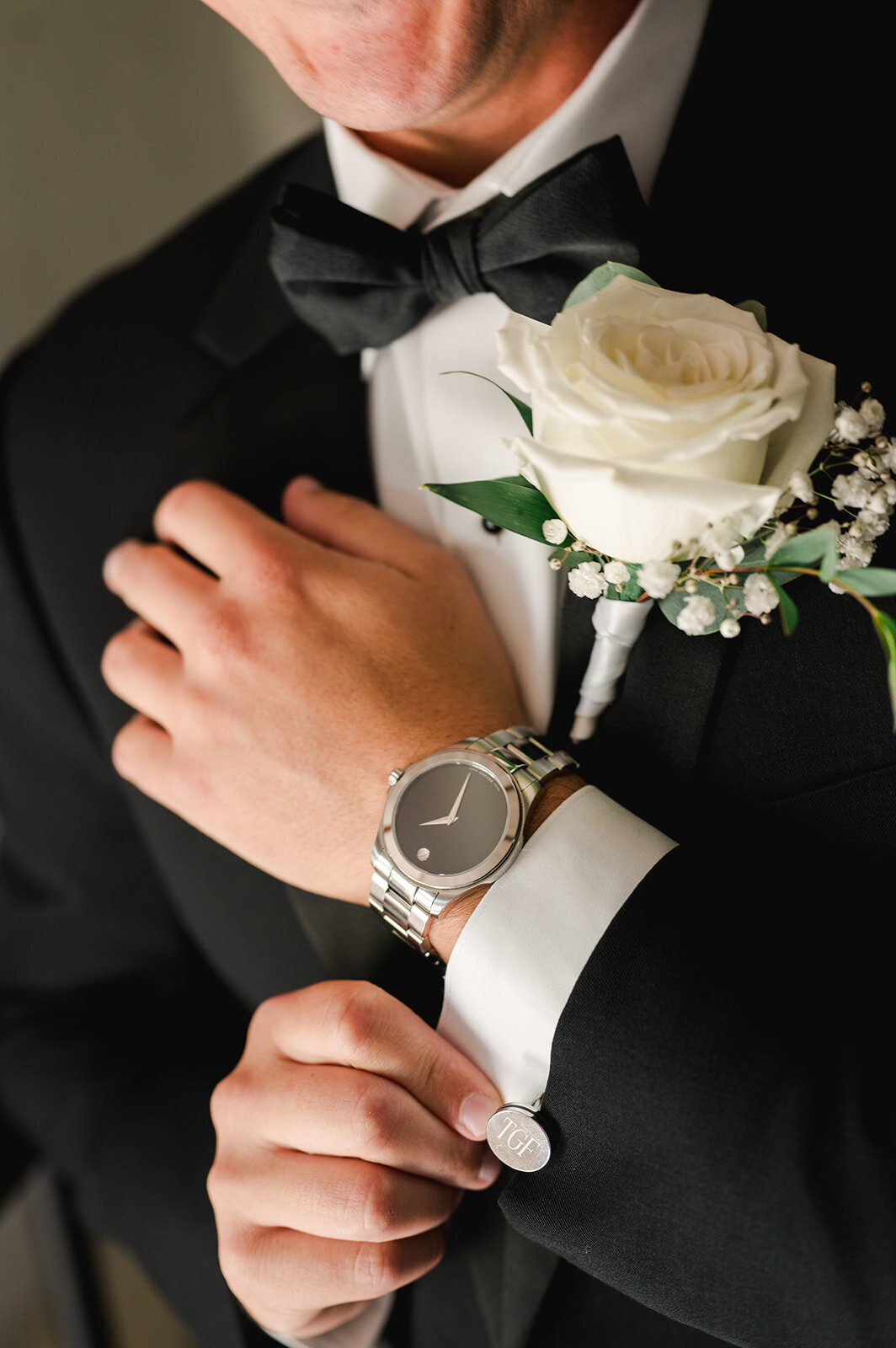 groom-watch-suit-photo