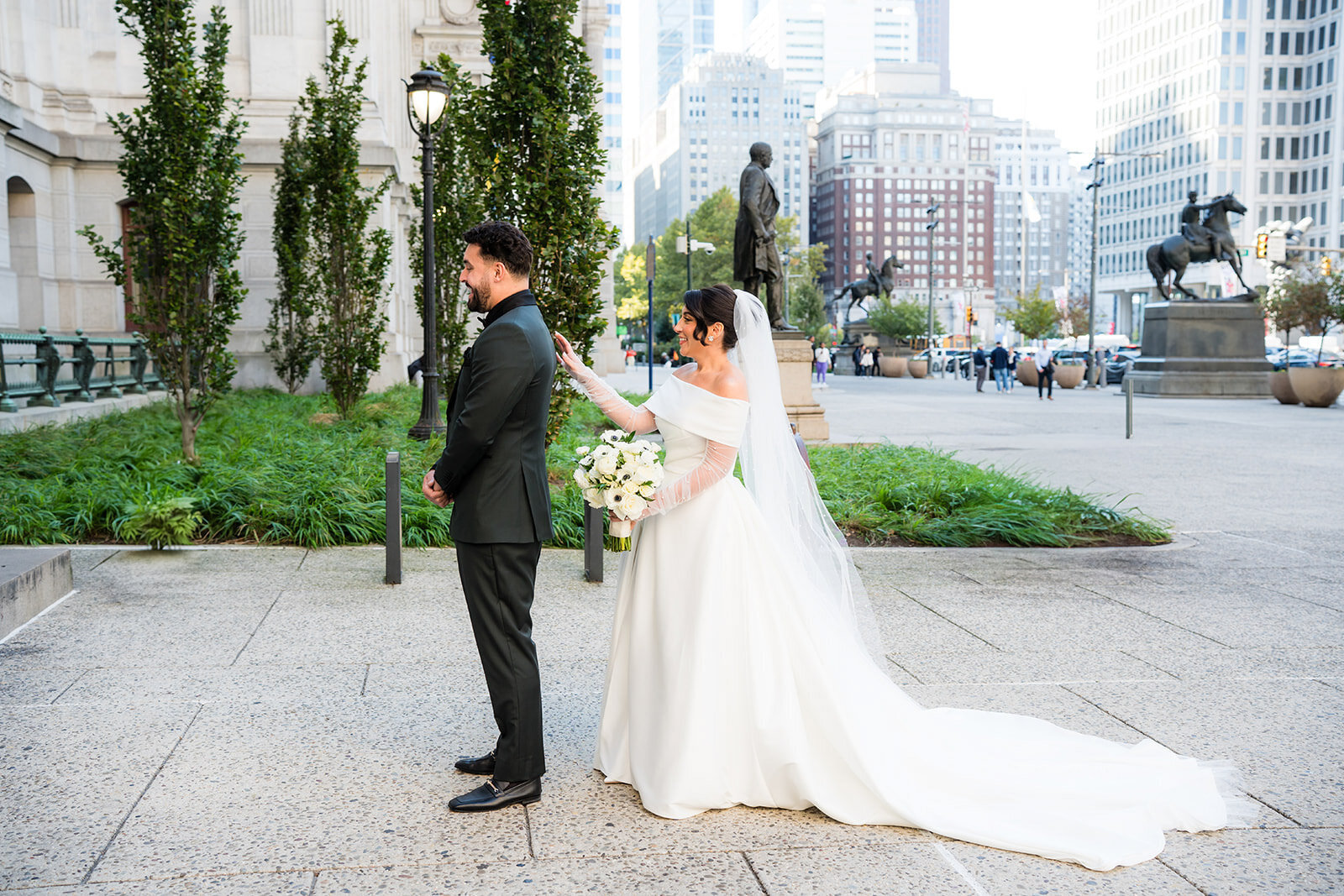 PleaseTouchMuseumPhiladelphiaWedding-38