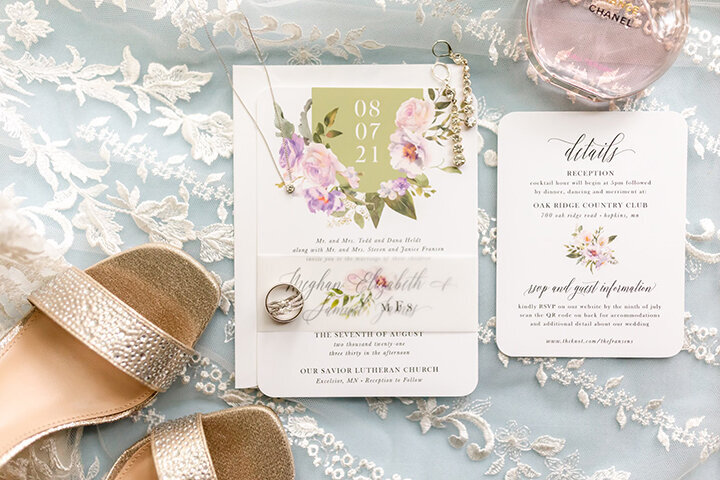 northern-vine-design-wedding-invitation-custom-stationery-minnepolis-minnesota