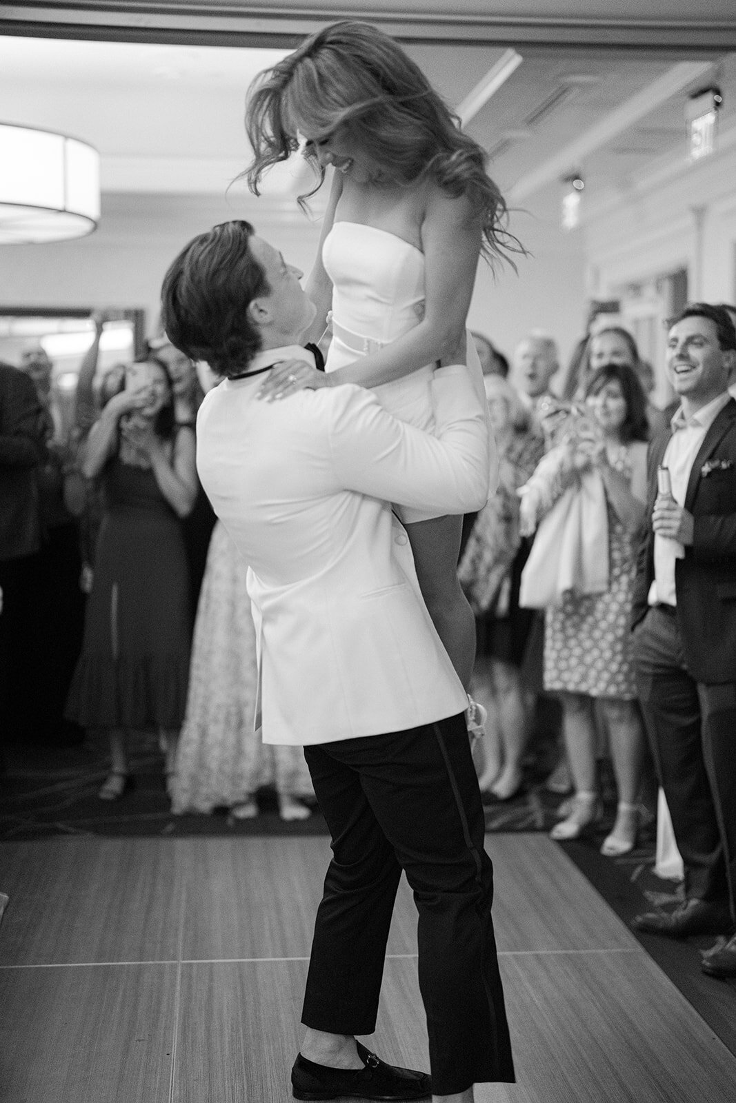 woodmark-hotel-wedding-J-J-1389