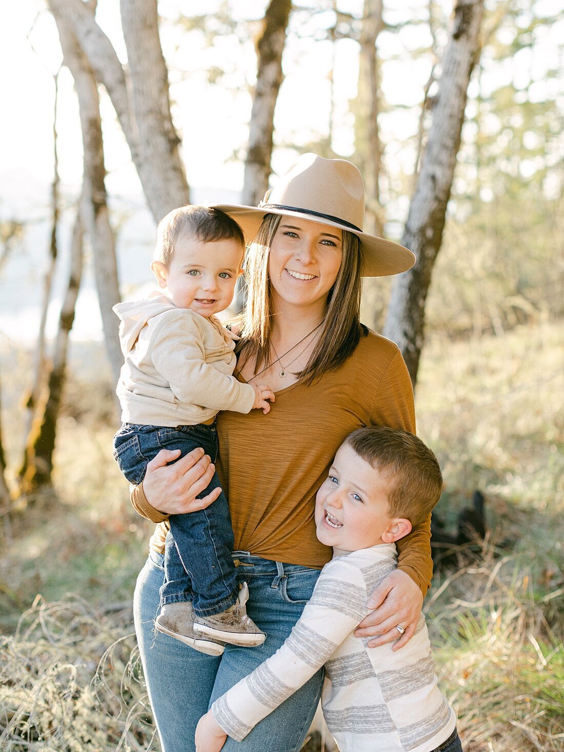 Mountain-top-family-photo-session-1650