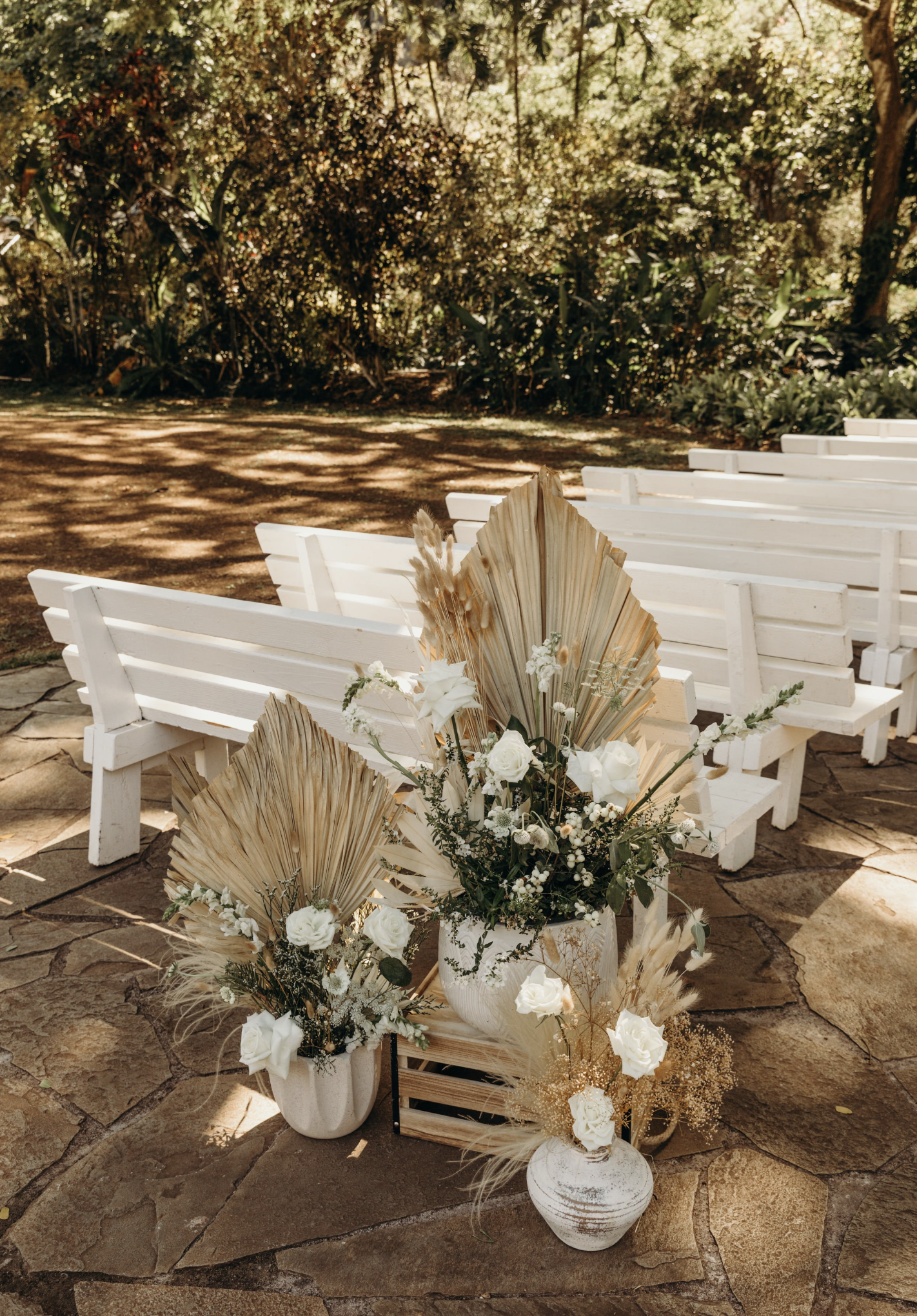 hawaii waterfall wedding