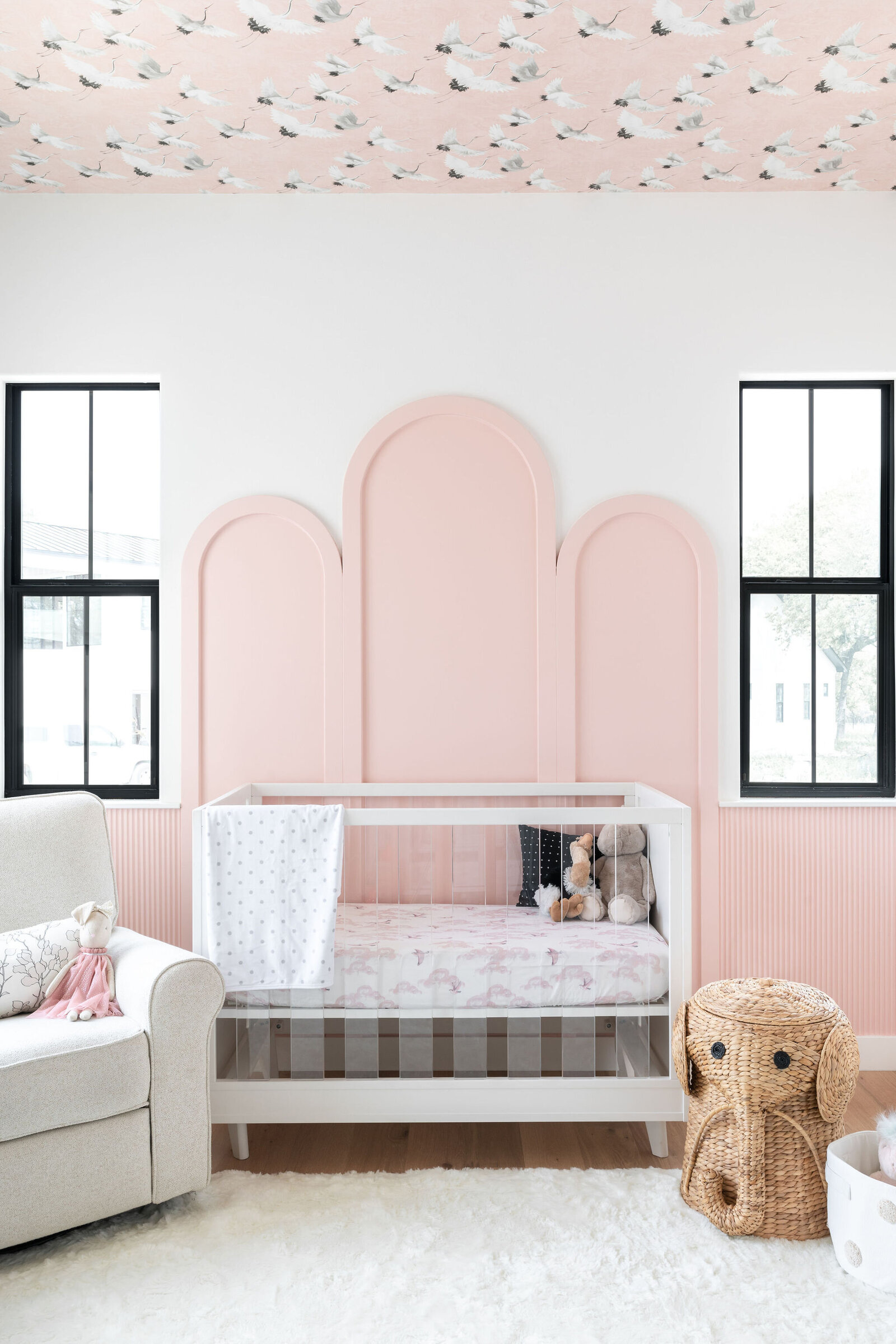 NuelaDesign_Pink Girls Room_Wallpaper Ceiling