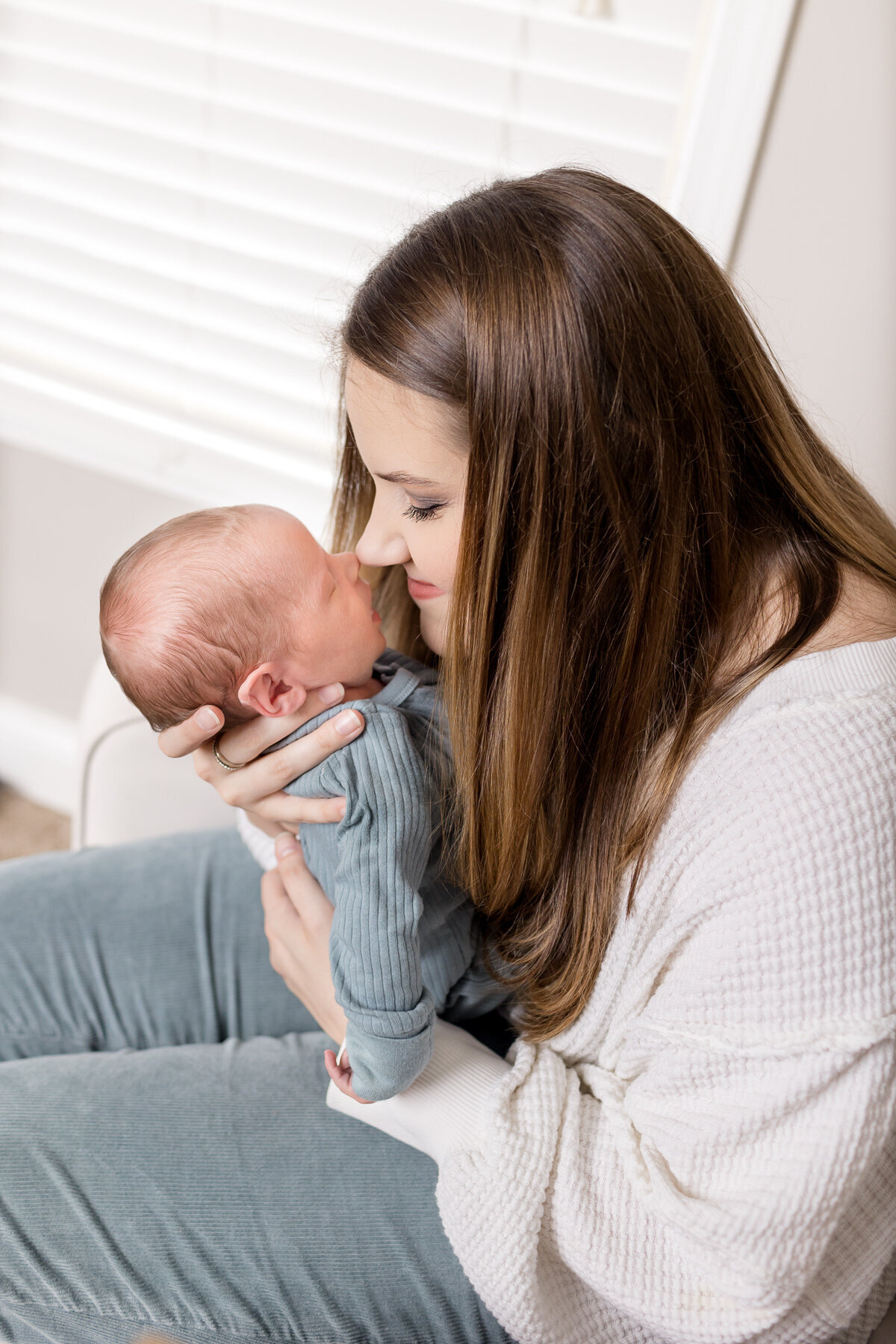 In-home-newborn-photography-baby-boy-Lexington-KY-photographer-6