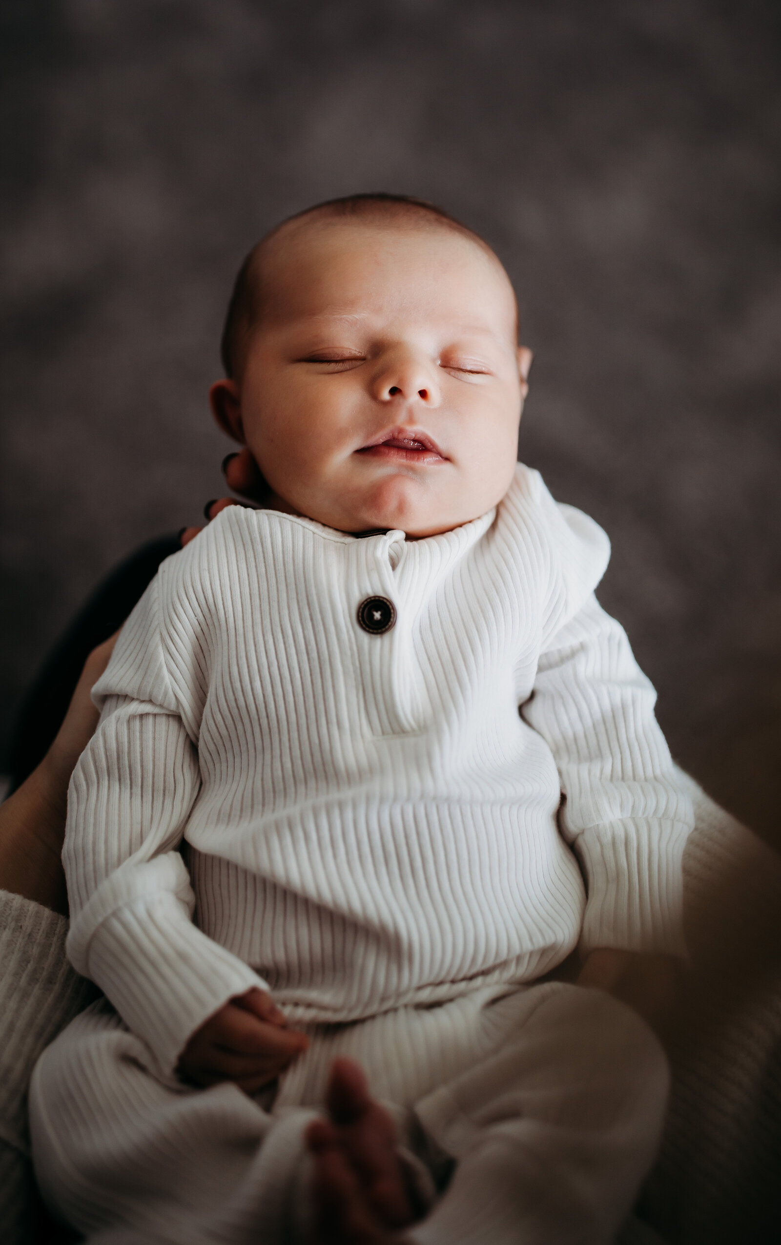 newborn baby, session at home in Toledo