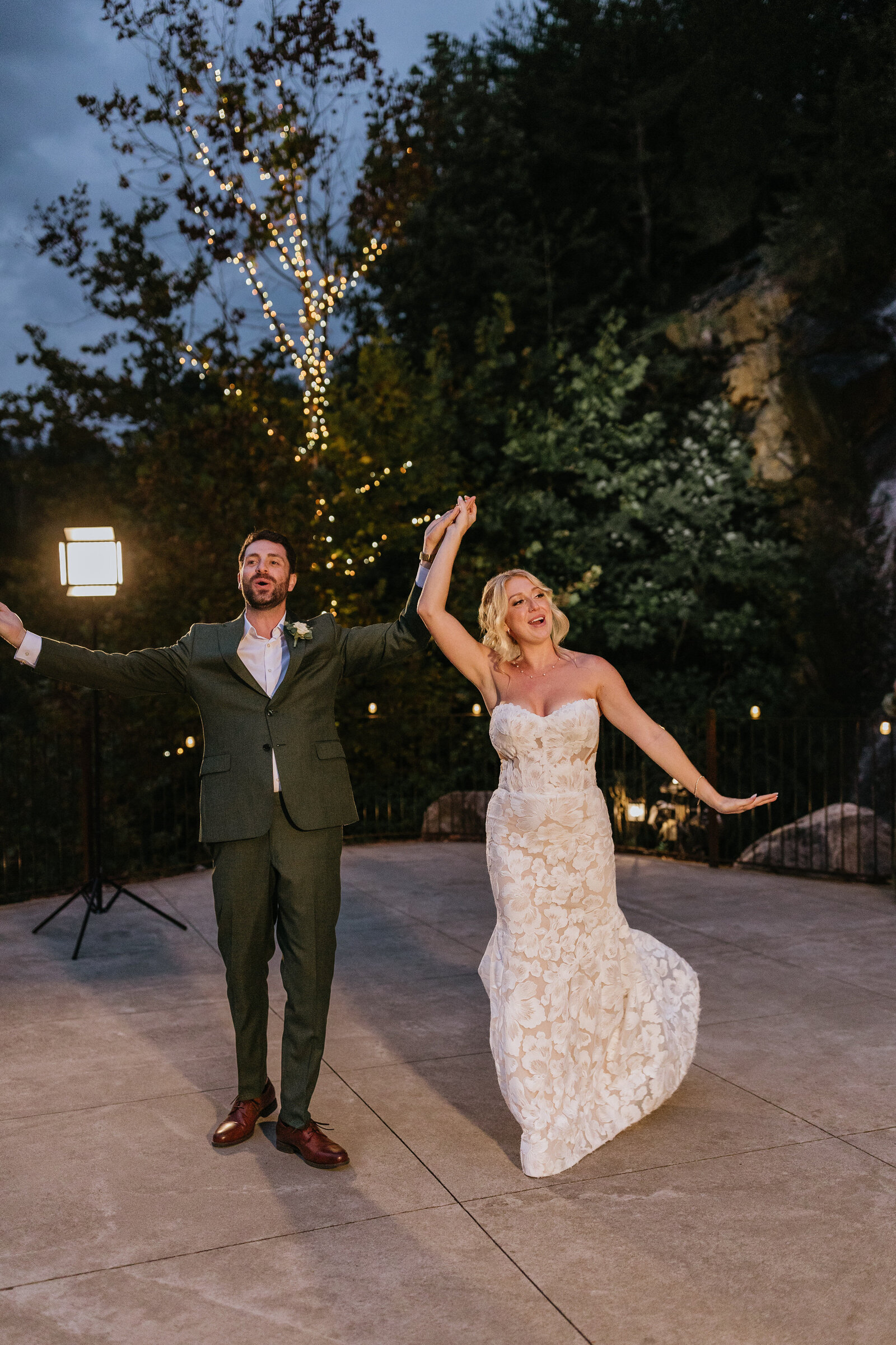 East-Tennessee-Wedding-Photographer-Videographer-Radiant-Mountain-Media-937