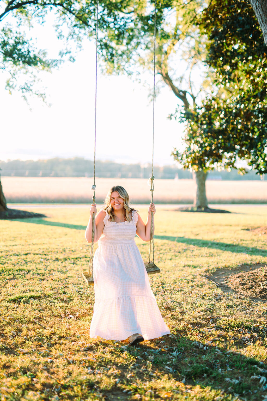 outdoor senior portrait inspiration