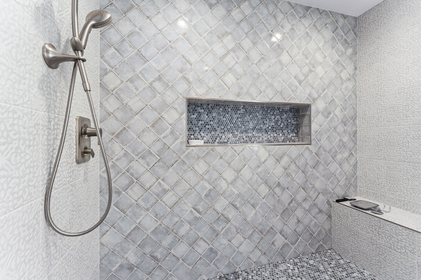 024_TPP_BattresConstuction_860SGreengroveSt