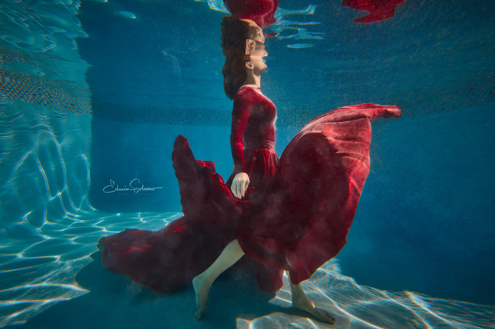 underwater-red-dress-0002