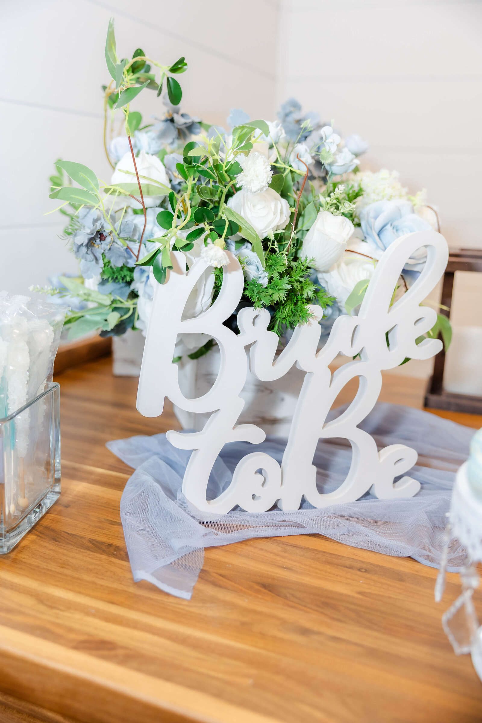 bride-to-be-sign-bridal-shower-decor-blue-flowers