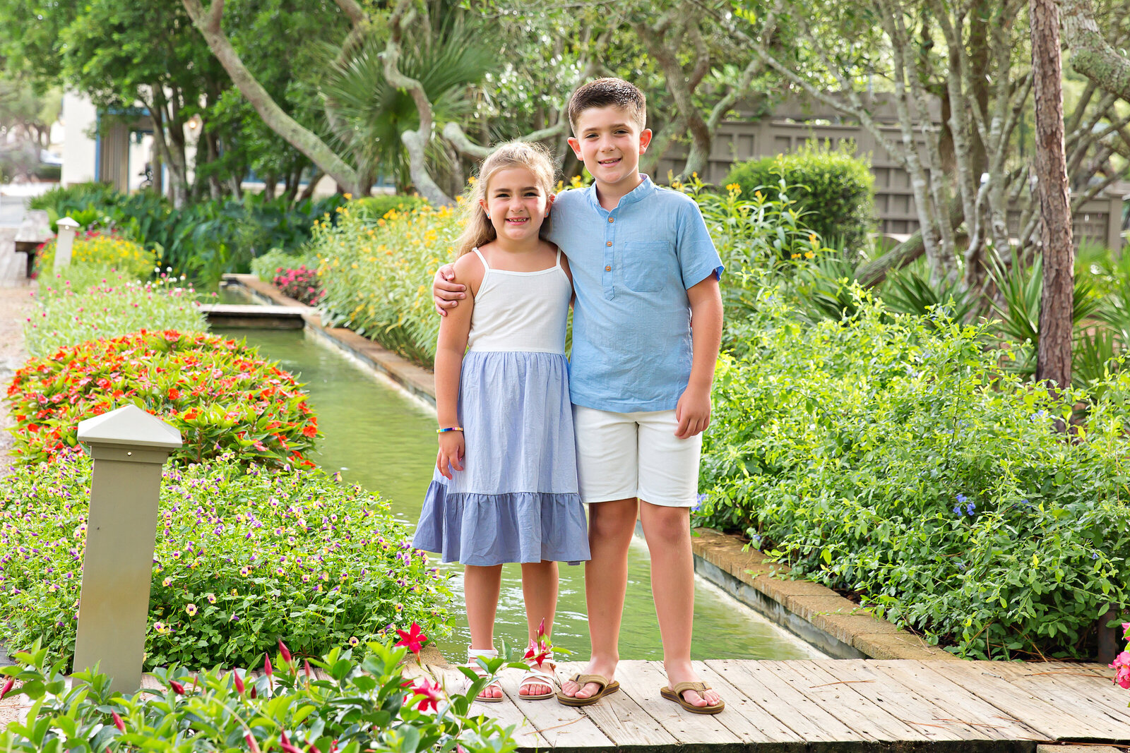 Family photographer in Watercolor Florida