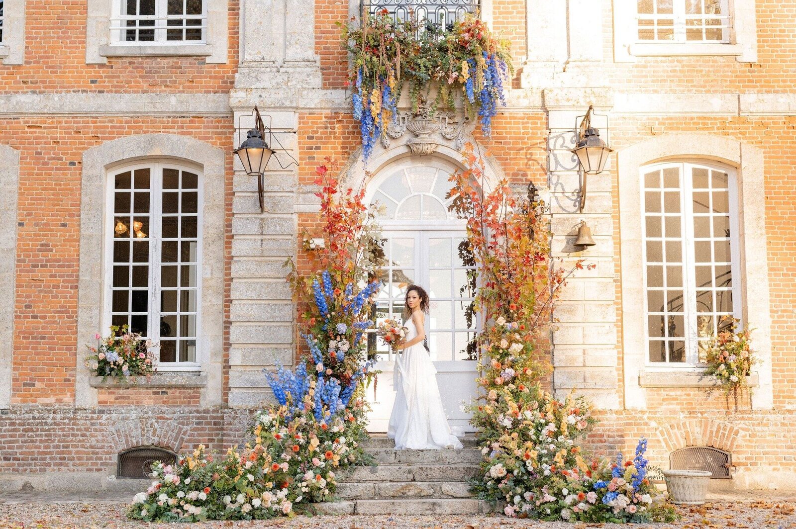 allee-florale-decoration-chateau-mariage