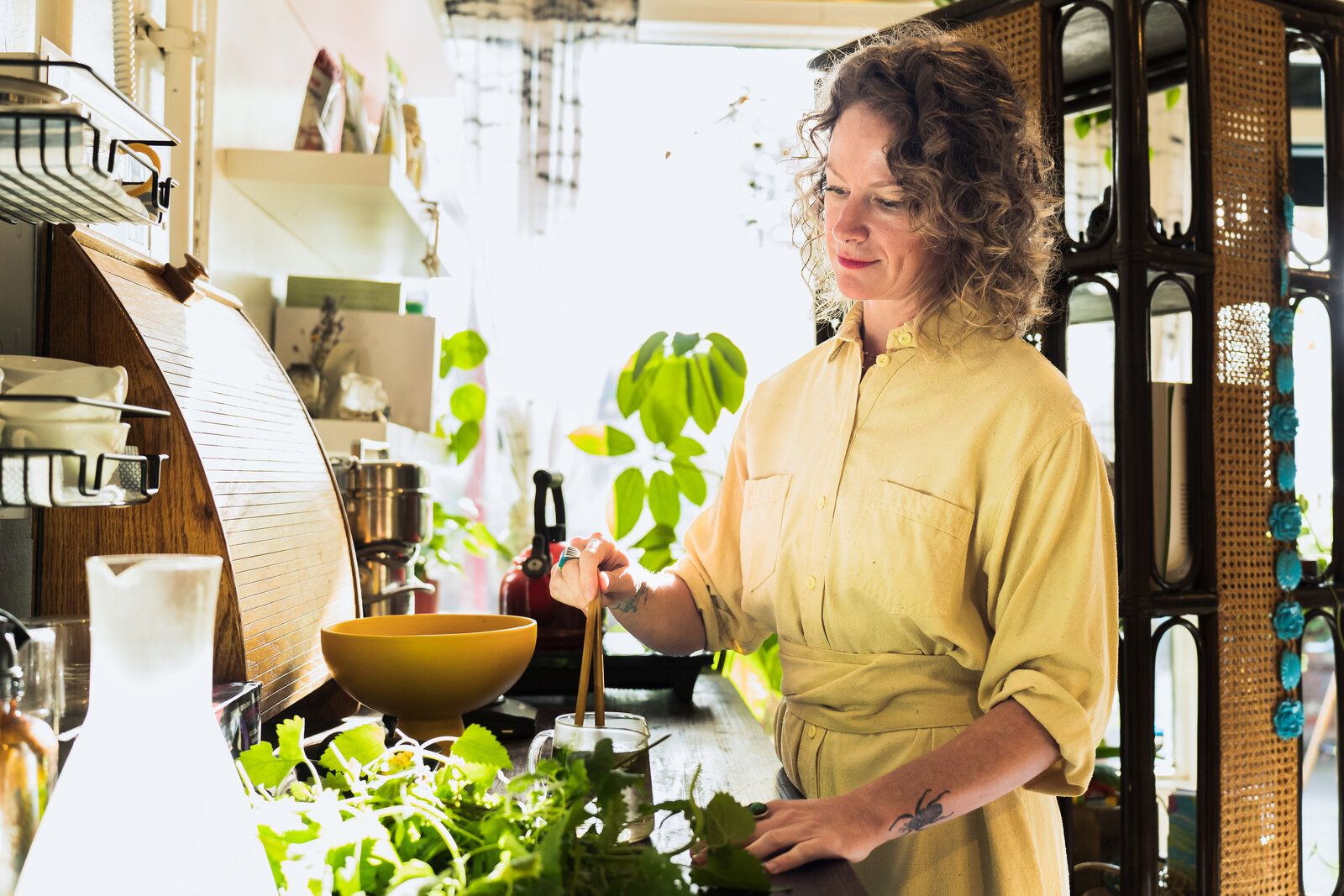 small business owner prepares her morning tea
