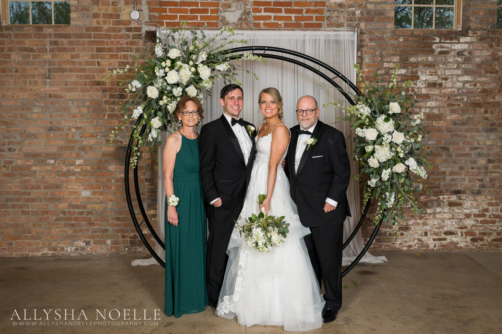Wedding-at-The-Factory-on-Barclay-in-Milwaukee-0631