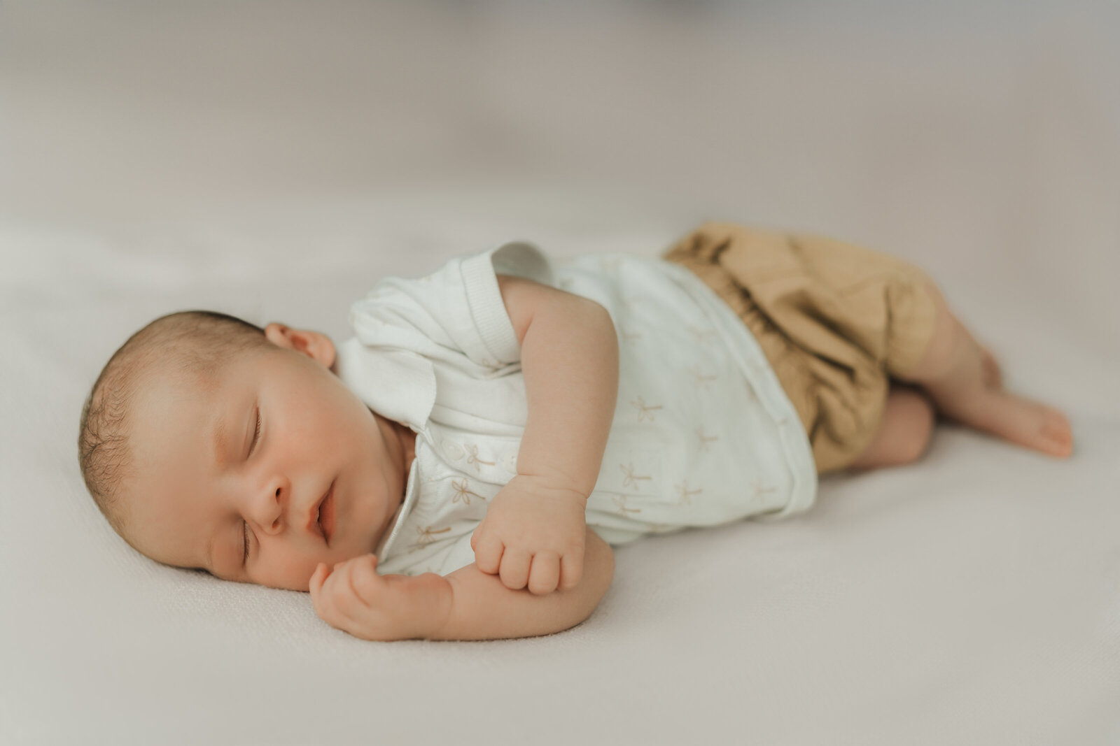 photographe gien aurore photographe enfant seance photo naissance 3