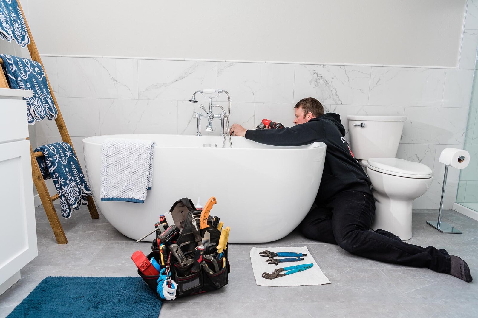 Brand-photography-seattle-plumber-02