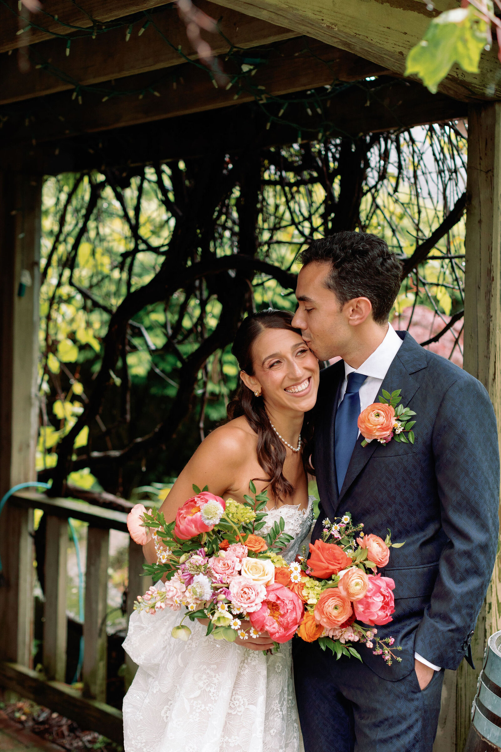 red-maple-vineyard-wedding-hudson-valley-457