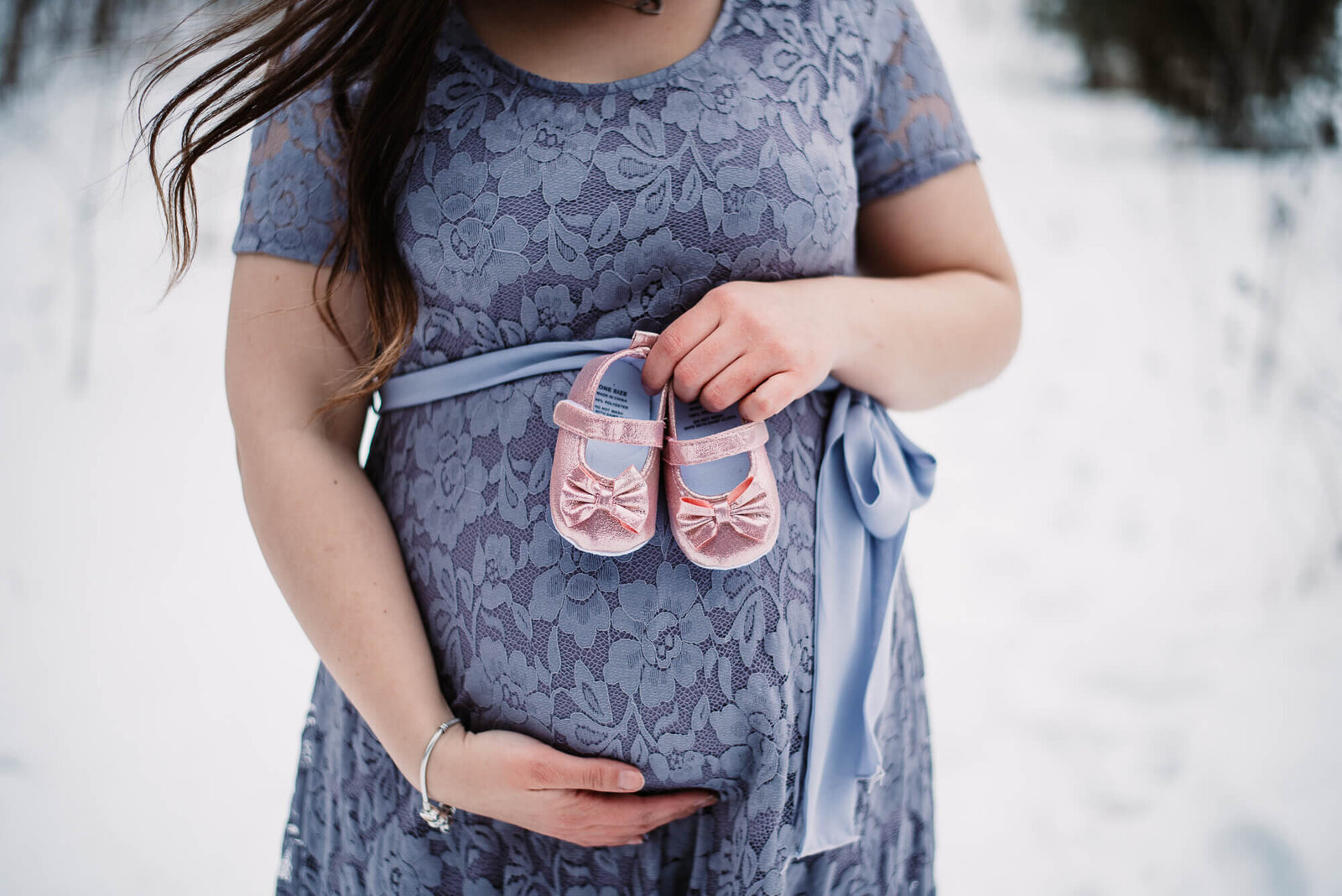 Lavender gown in outdoor Toronto maternity photo session