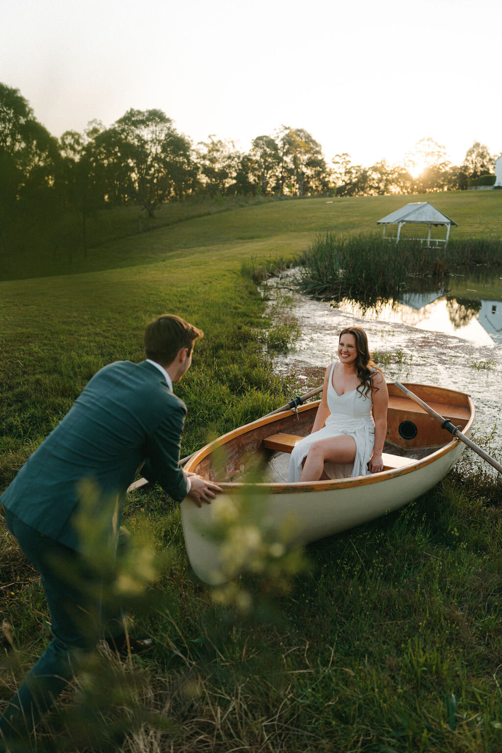 SophieandDanielWeddingSneakPeekSMALL-161