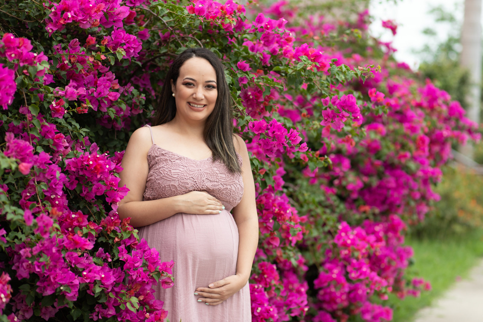 Maternity Session with Flowers