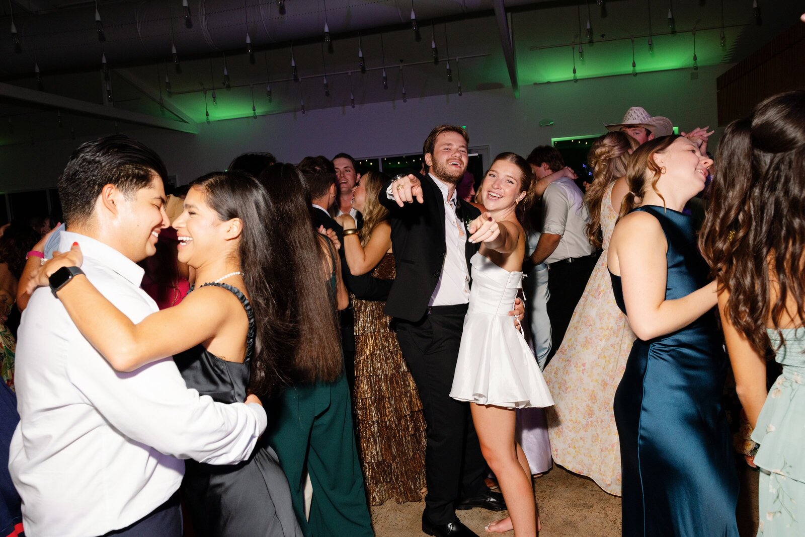 graysencameron_forever5wedding_stillsbytrinity-223