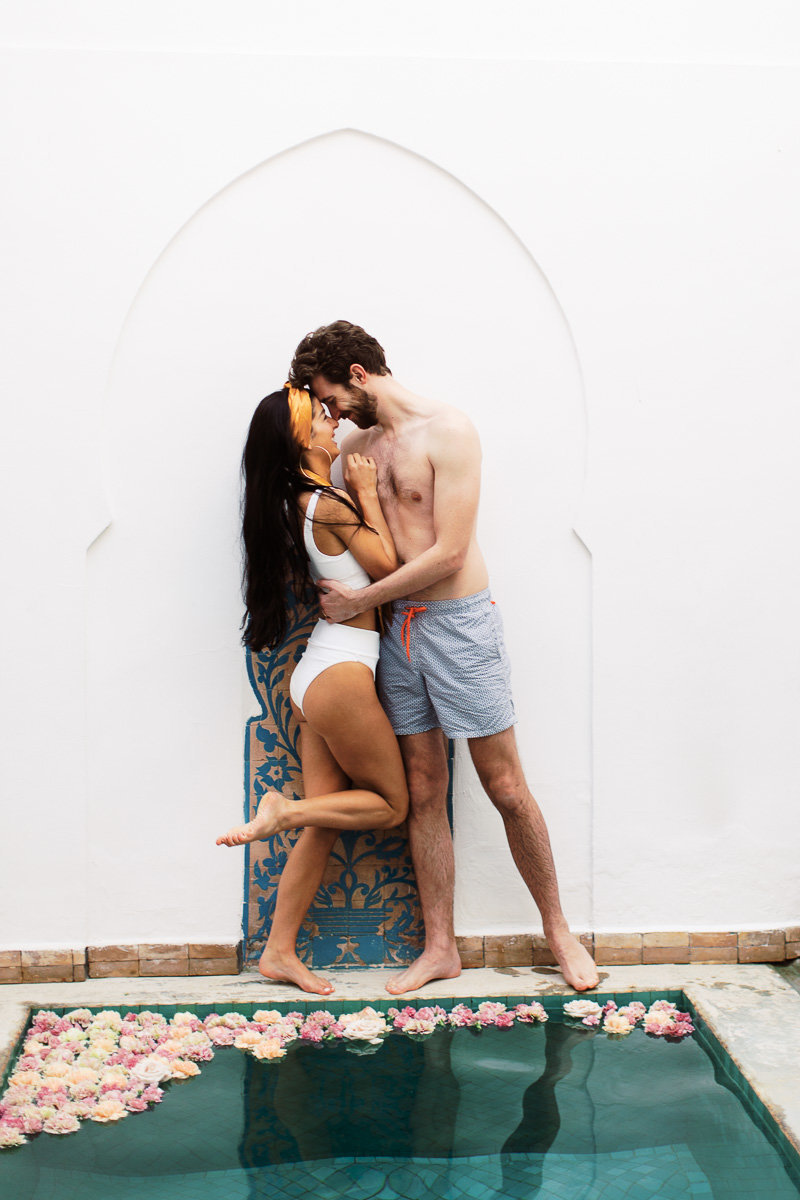 vintage-poolside-engagment-pictures (1 of 1)-7
