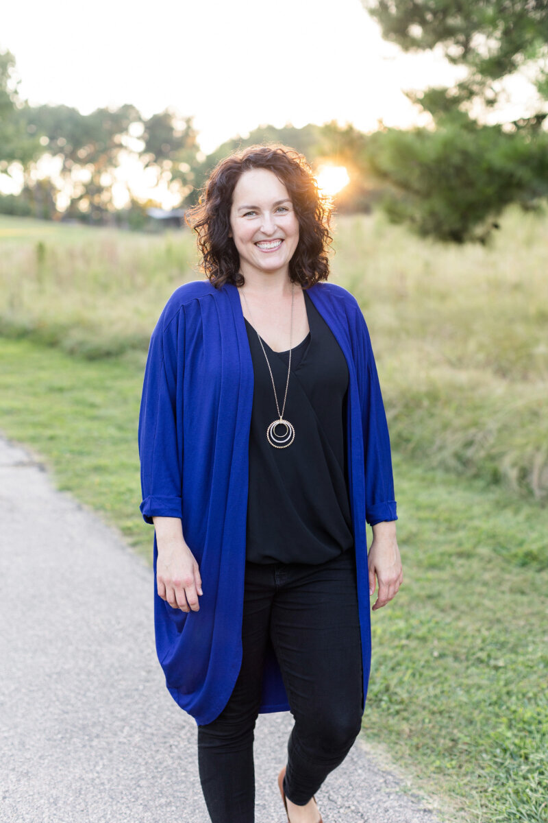 LightCreative_202209_HillaryHalpern_headshots_final_004