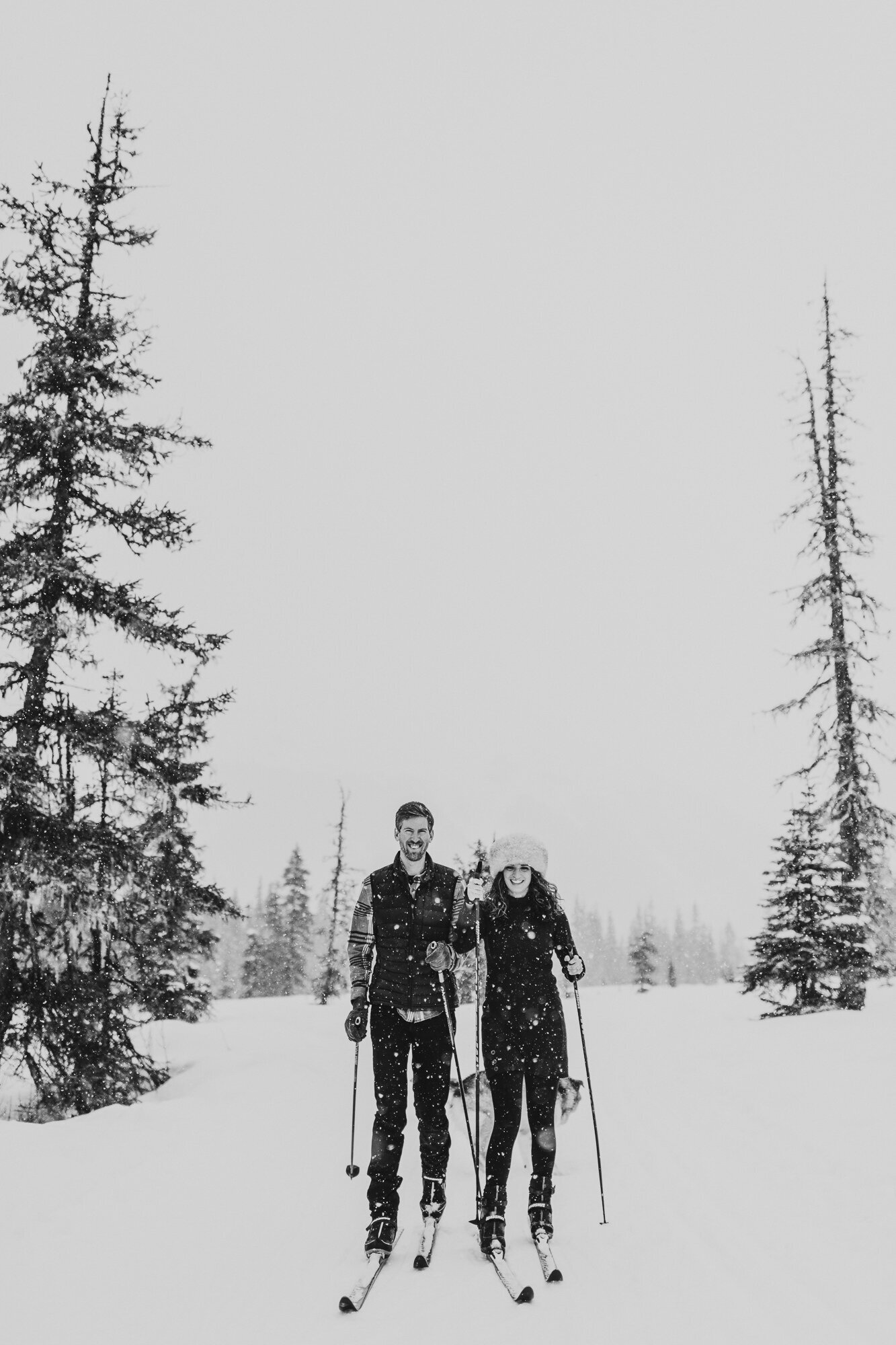 cross-country-skiing-girdwood-engagement-photos6